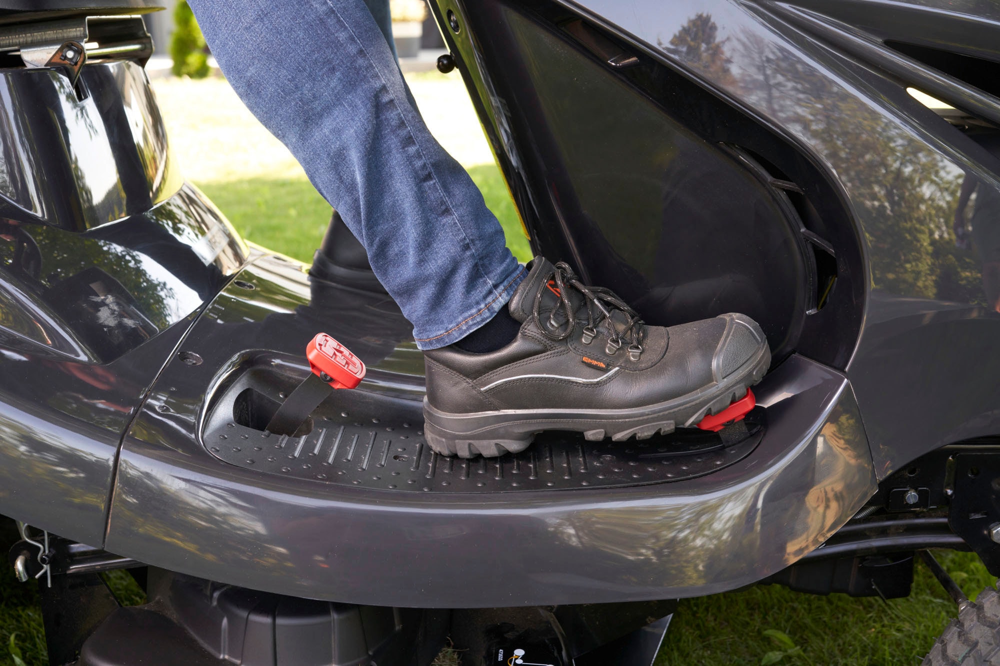 AL-KO Rasentraktor »Benzin-Rasentraktor Comfort 18-103.4 HD-A V2«, 2 Zylinder