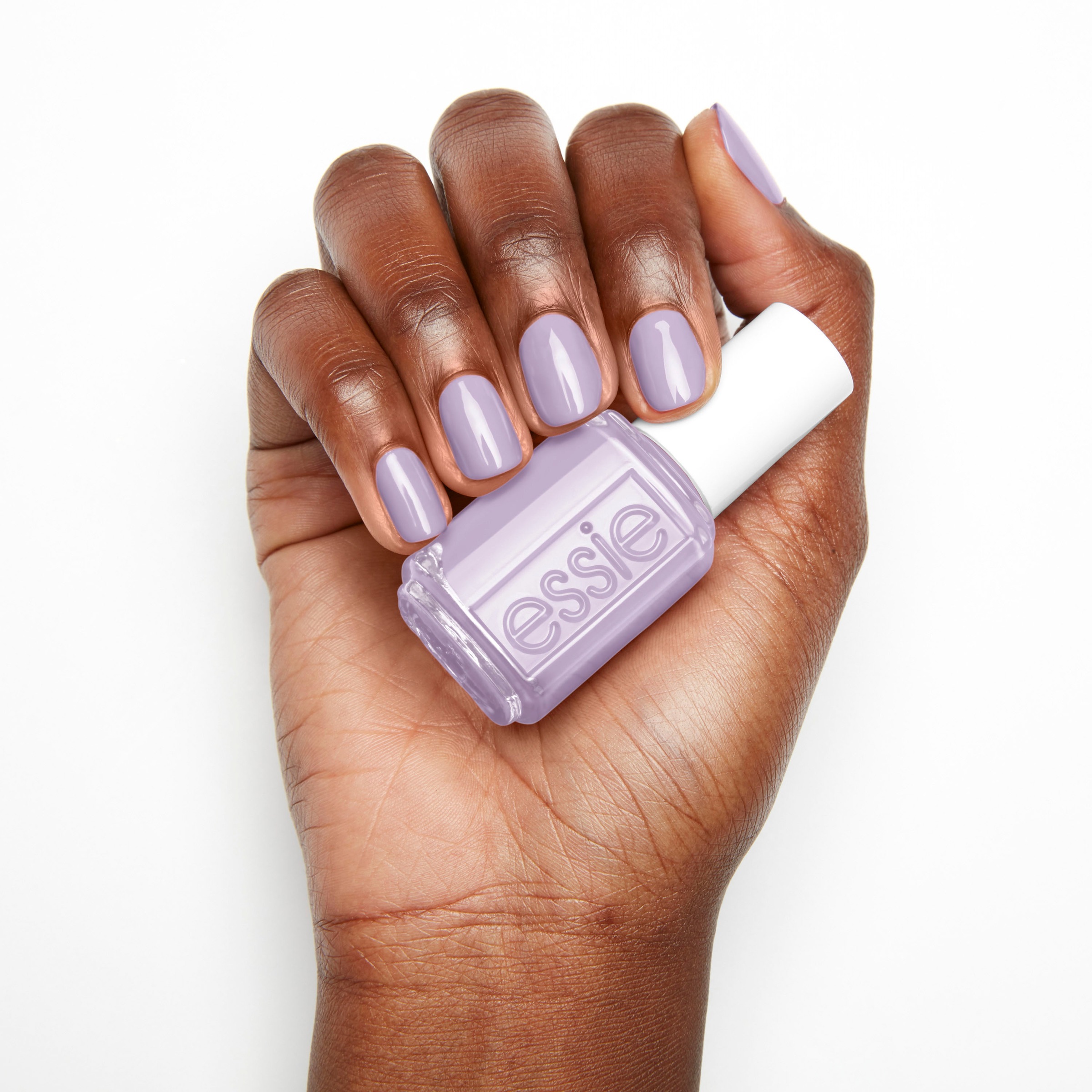 essie Nagellack »Nagellack«, mit natürlichen Inhaltsstoffen