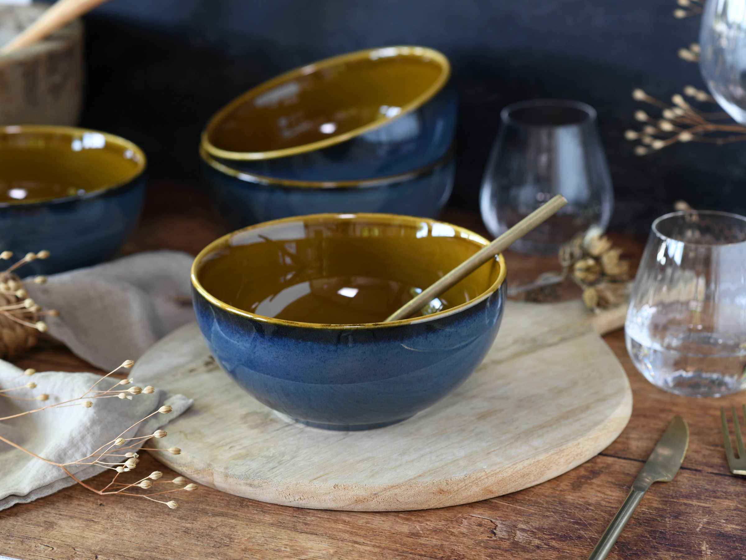 CreaTable Schale »Mallorca, Buddha Bowl 4-tlg«, 4 tlg., aus Steinzeug, Spezialglasur mit Vintage Außenrand