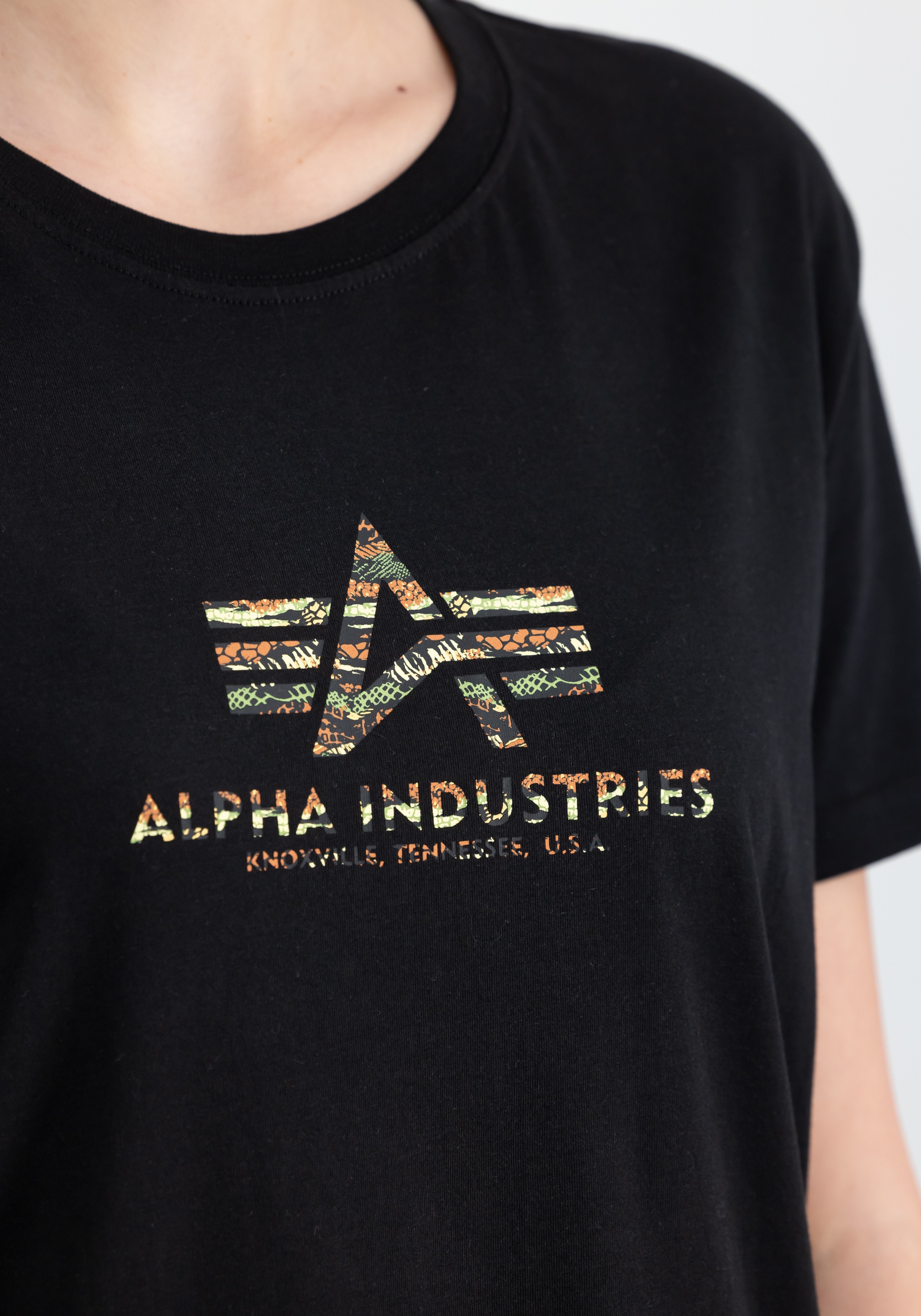 Alpha Industries T-Shirt »Alpha Industries Women - T-Shirts Basic T Camo Print Women«
