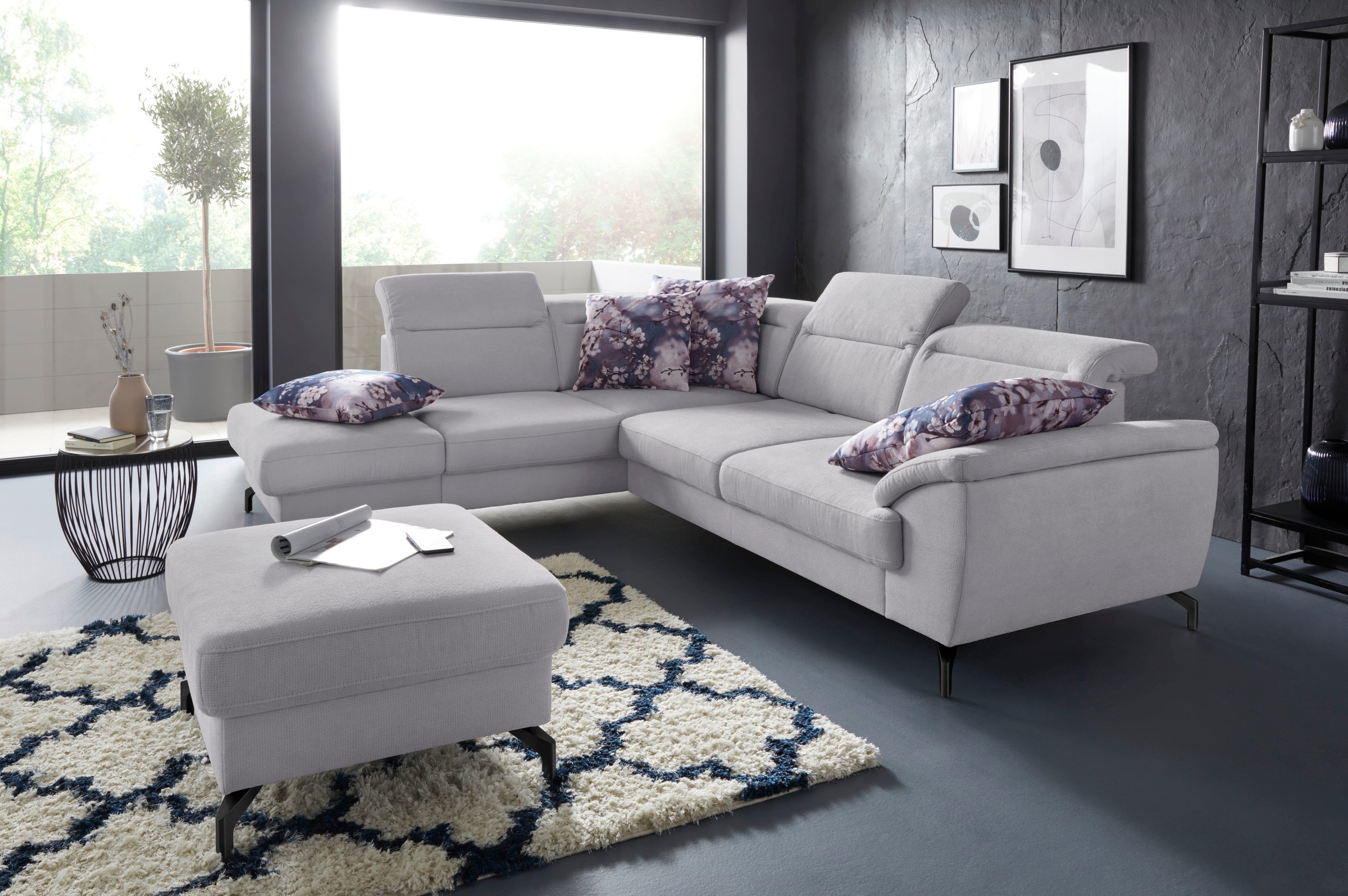 sit&more Ecksofa »Percy L-Form«, 12 cm Fußhöhe, Sitztiefenverstellung, wahlweise in 2 Fußfarben
