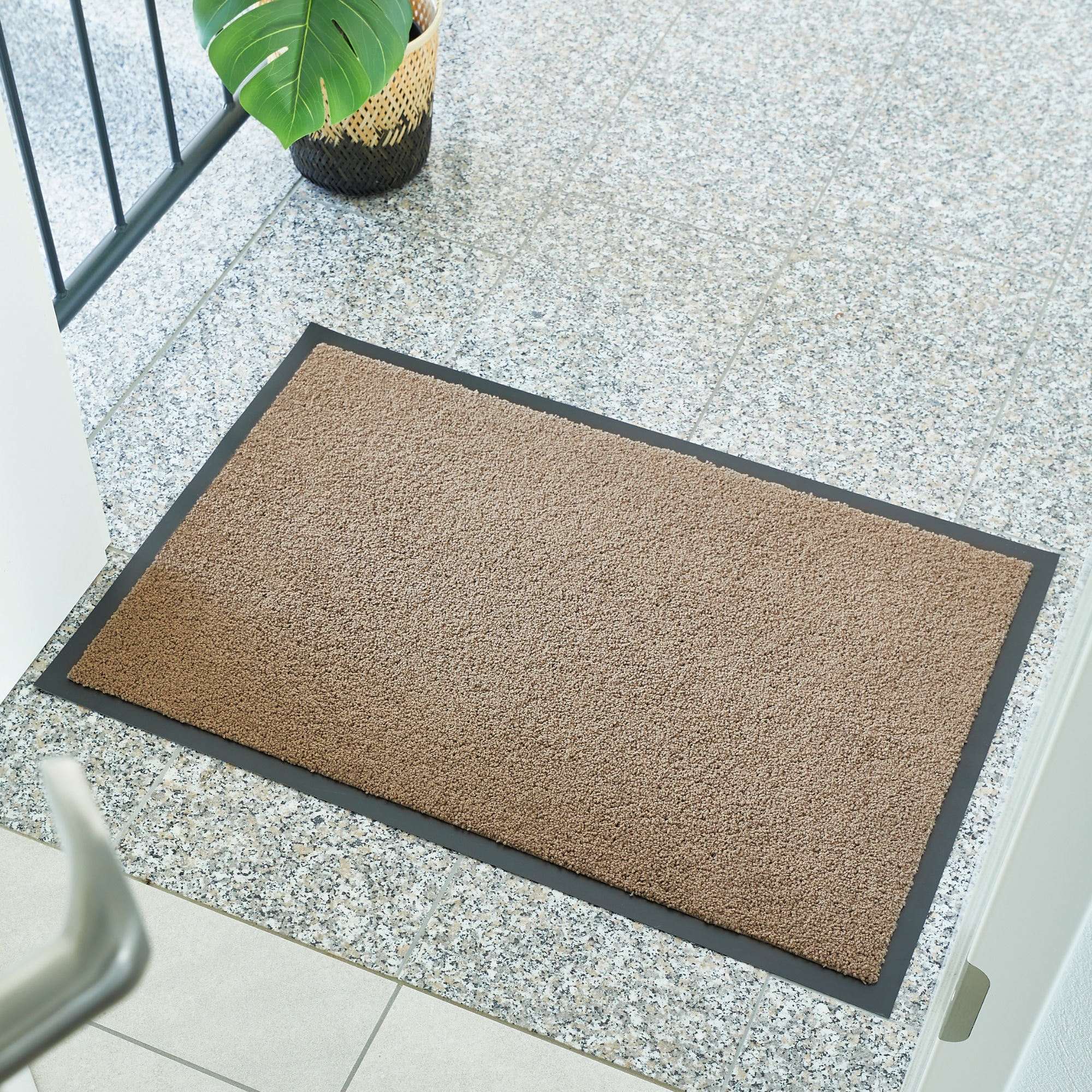 Andiamo Fußmatte »Verdi, Made in Netherlands«, rechteckig, 6 mm Höhe, Schmutzfangmatte, auch für überdachten Außenbereich geeignet, waschbar