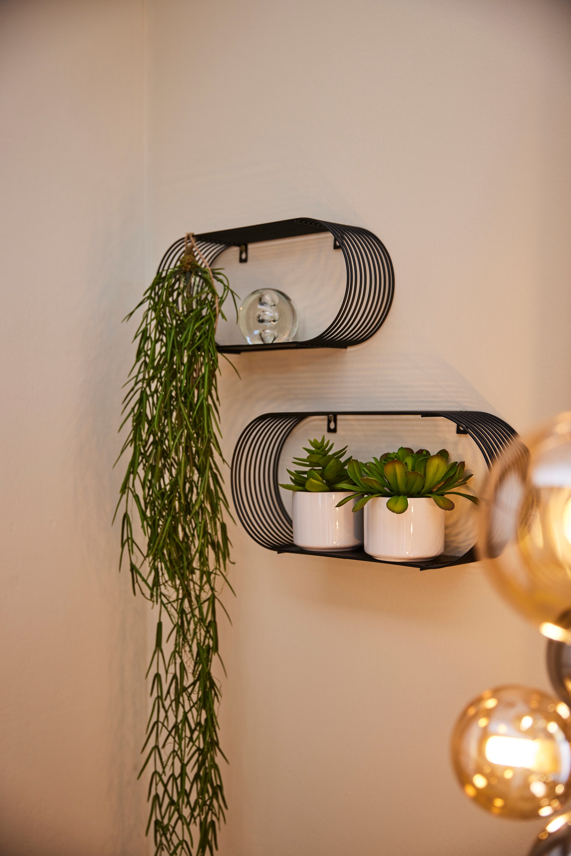 MIRRORS AND MORE Wandregal »Joyce«, (Set, 2 St.), Mit Metallstreben, Wandmontage