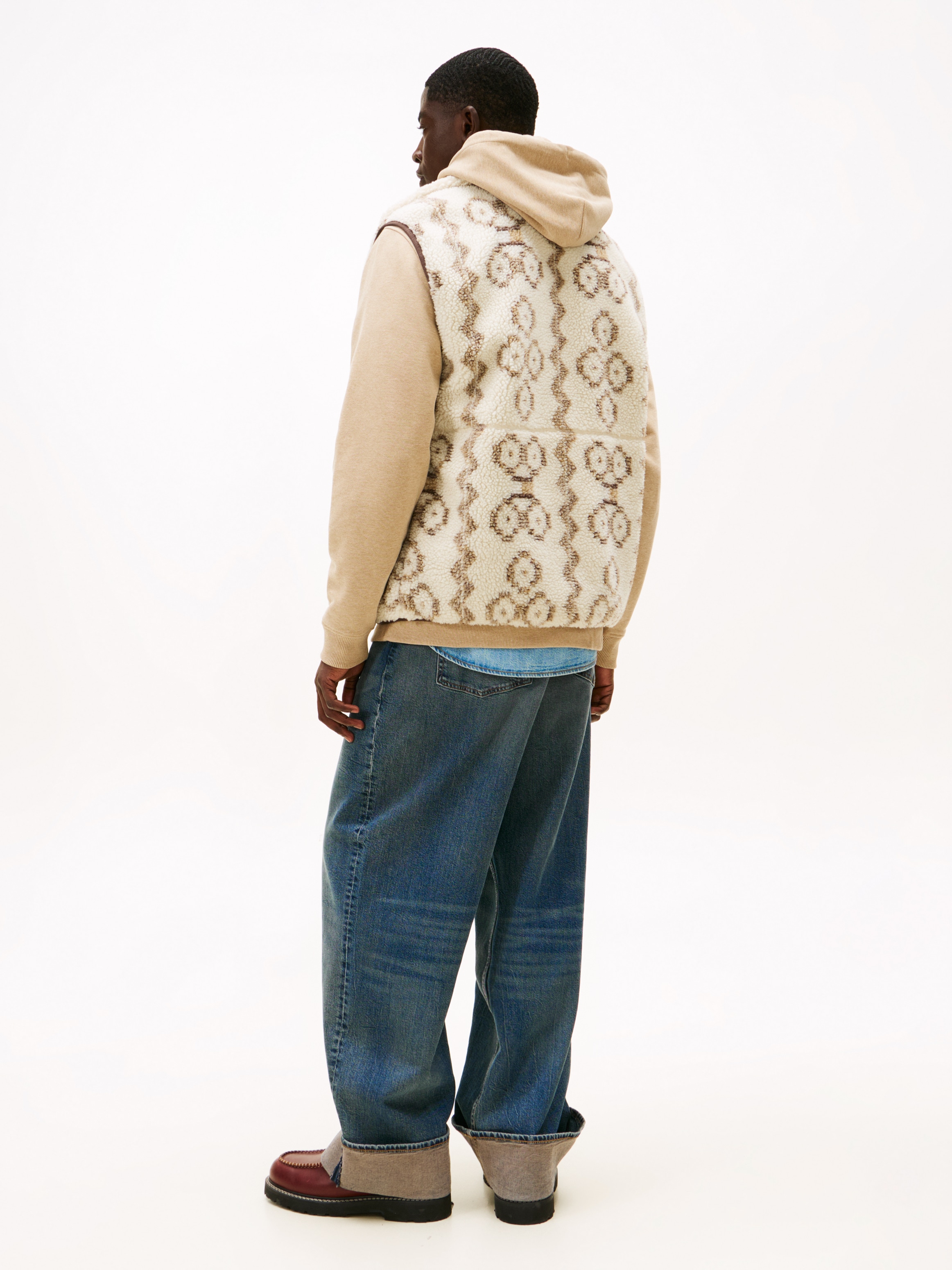 Tommy Jeans Fleeceweste »TJM TEDDY AOP« Stehkragen, normale Passform