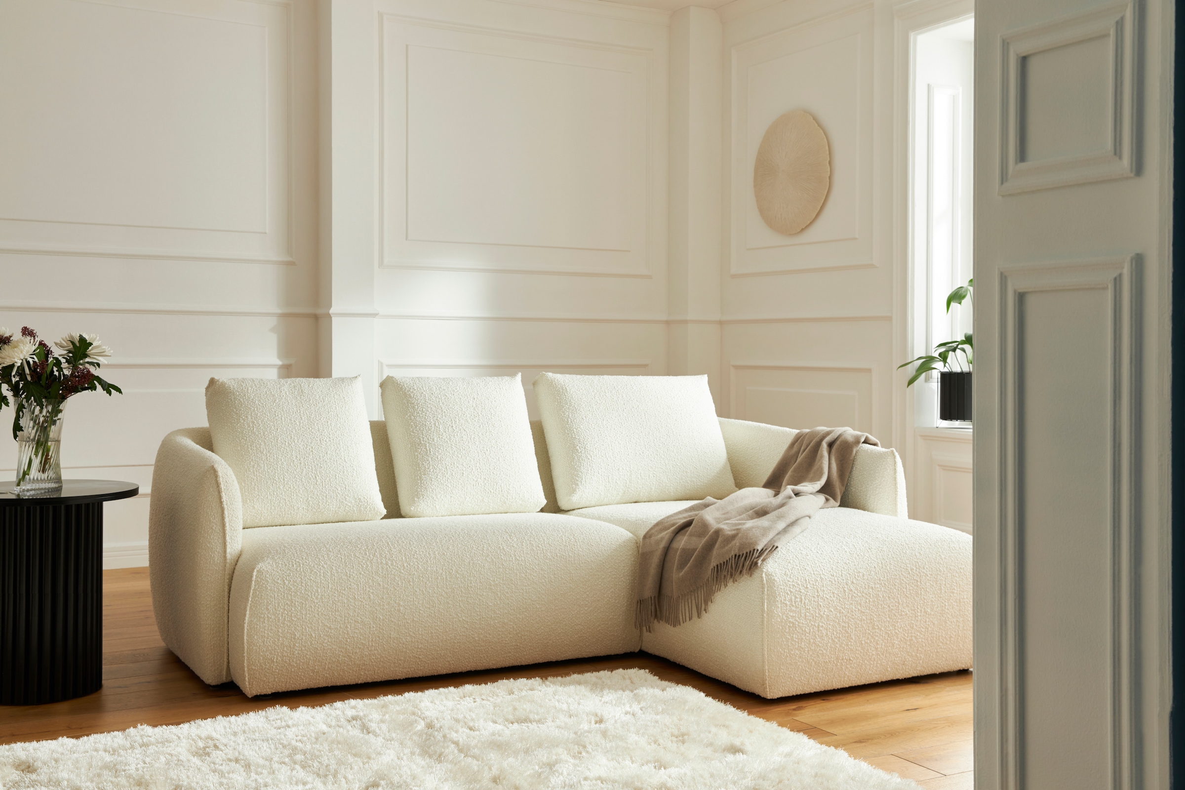 TRENDMANUFAKTUR Ecksofa "Shawn Designsofa mit elegant geschwungen Armlehnen günstig online kaufen