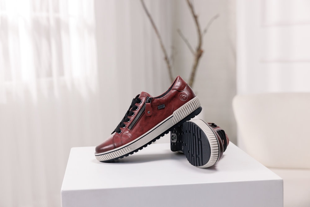 Remonte Plateausneaker  , Freizeitschuh, Halbschuh, Schnürschuh mit Außenreißverschluss