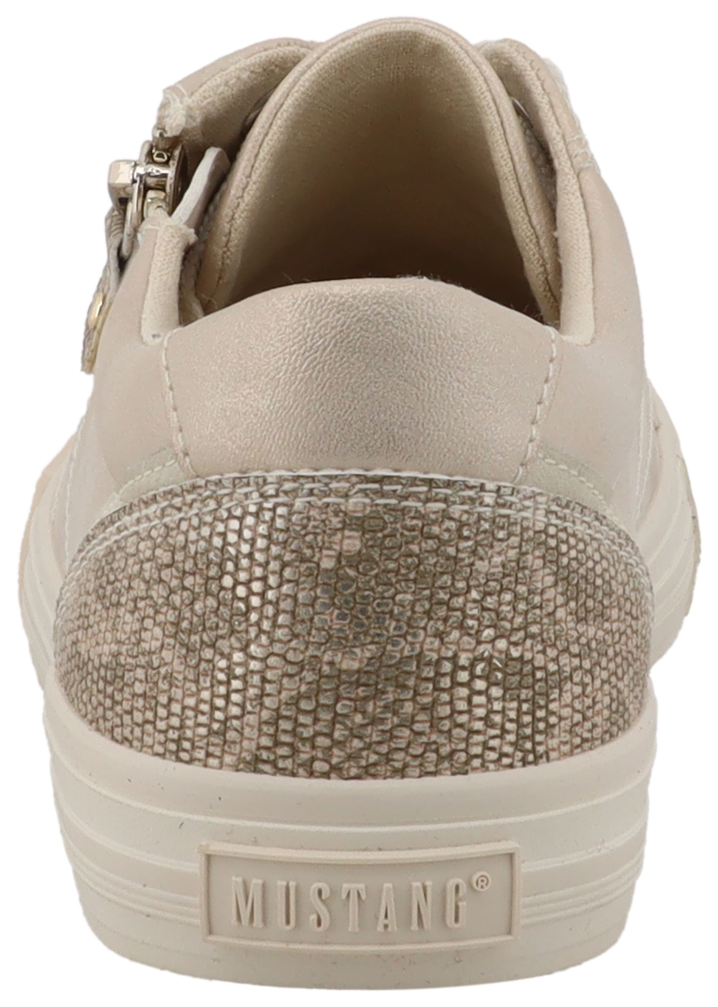 Mustang Shoes Sneaker »Winona«  Freizeitschuh, Halbschuh, Schnürer mit Besatz im Animal-Look