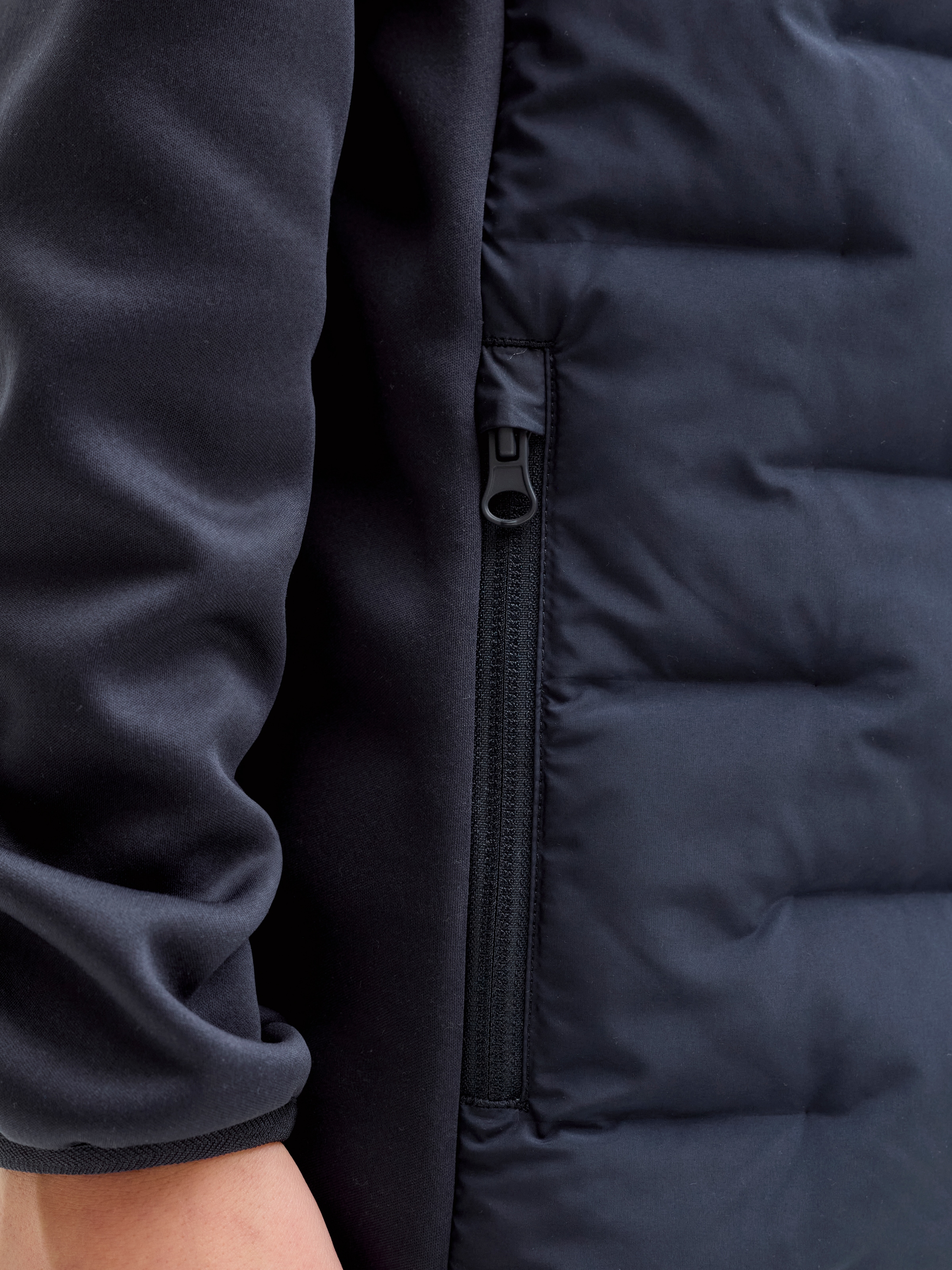 Jack & Jones Junior Steppjacke »JJEPERFECT HYBRID JACKET NOOS JNR« mit Kapuze Polyester, regular fit