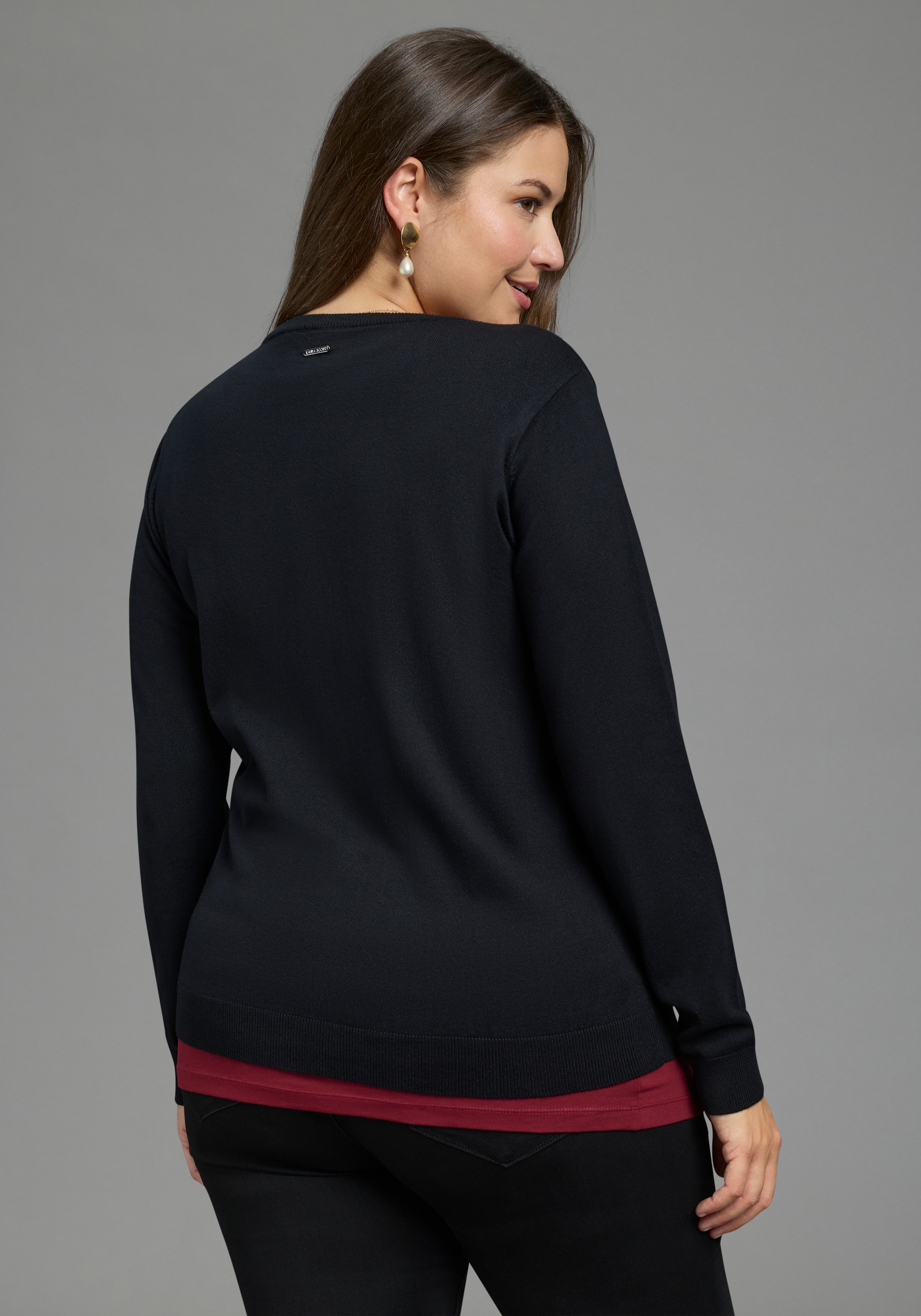 Laura Scott CURVE Strickjacke »Große Größen« hüftlange Form, figurumspielende Passform, mit Rundhalsausschnitt