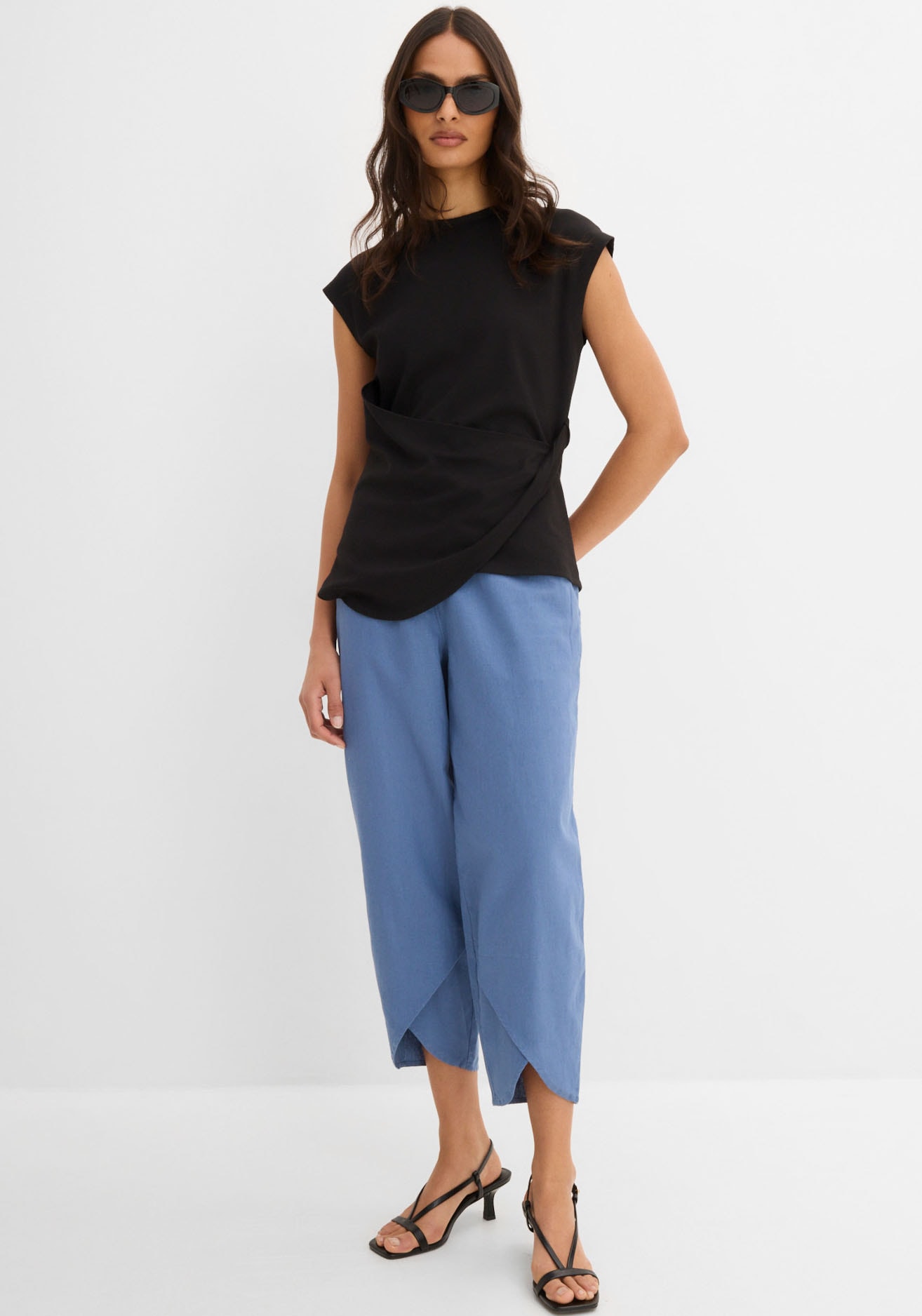 bonprix 3/4-Hose »3/4-Hose aus leichtem Leinen-Mix«  aus Leinen-Mix, mit Seitenschlitzen, Regular Fit, casual Stil