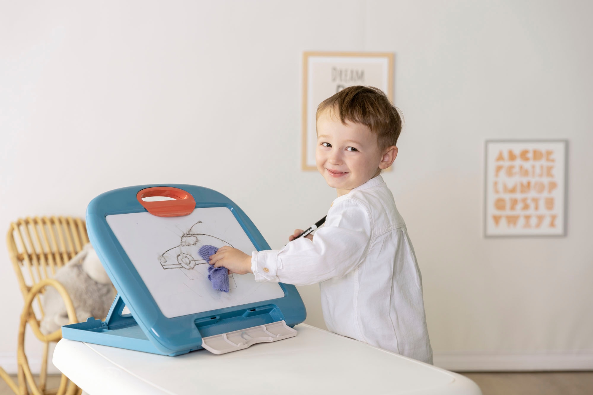 Smoby Tafel »Tisch-Maltafel«, mit abwischbarer Schreibfläche; Made in Europe