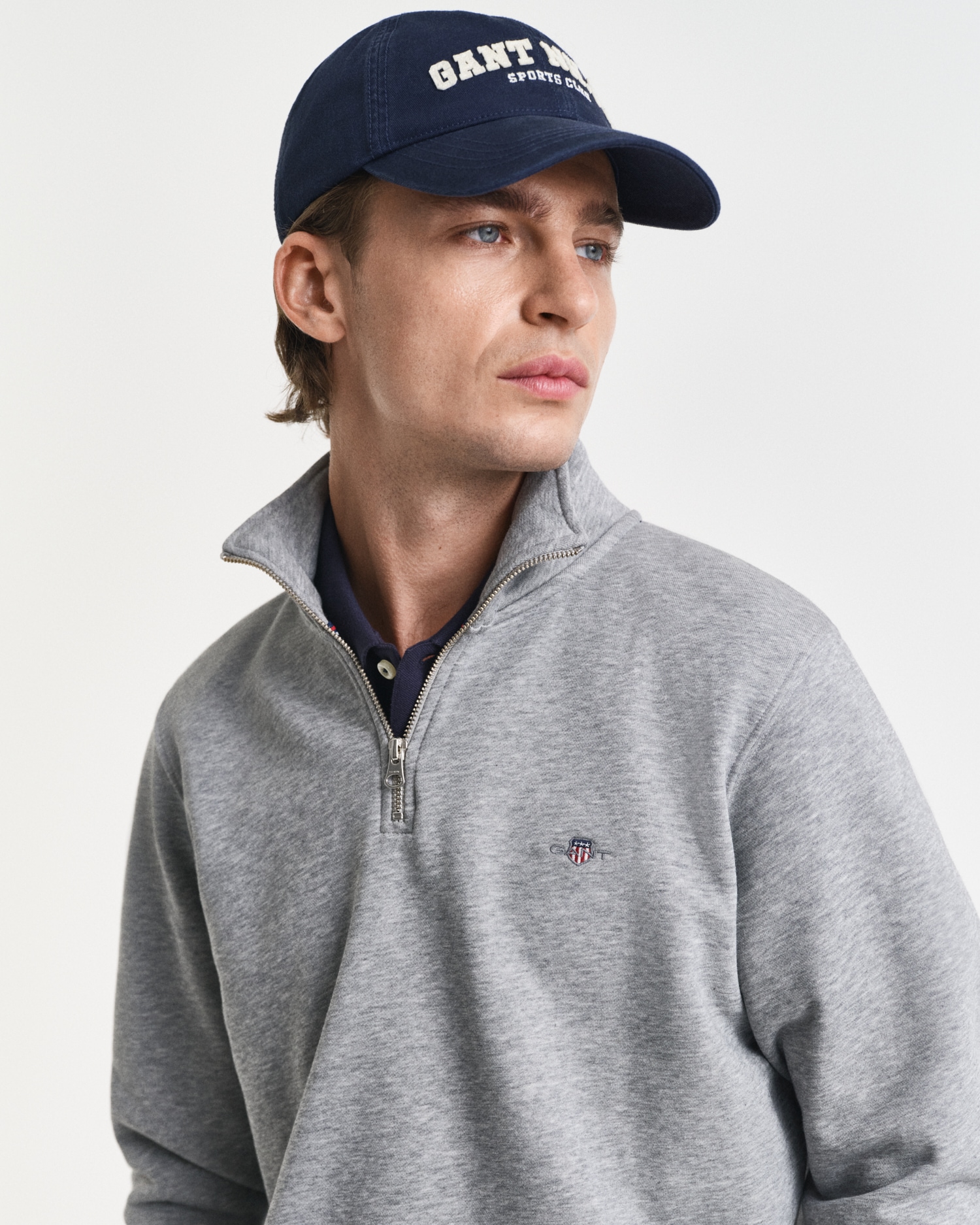 Gant »REG SHIELD HALF ZIP SWEAT«, mit Logostickerei auf der Brust
