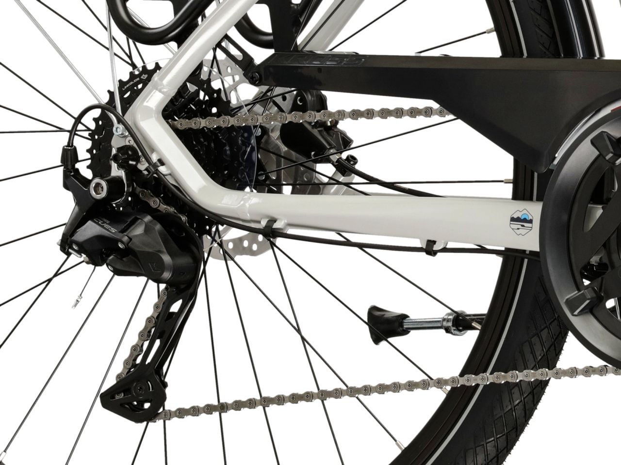Kross Trekkingrad »KROSS Herren-Trekkingrad 28" Trans 5.0 Grau 18 Gänge 2026« 18 Gang Shimano CUES U3020 Schaltwerk Kettenschaltung