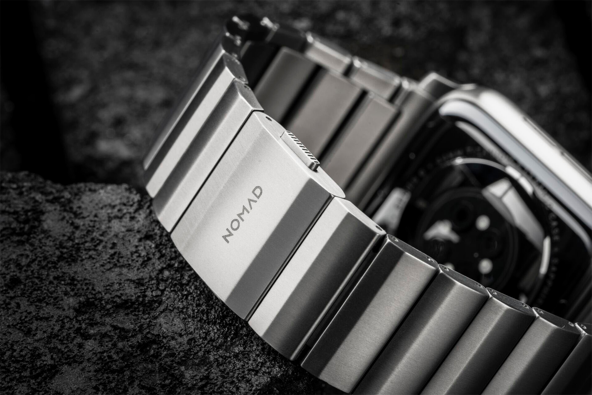 Nomad Smartwatch-Armband »Strap Titanium V2 42/44/45/49mm«