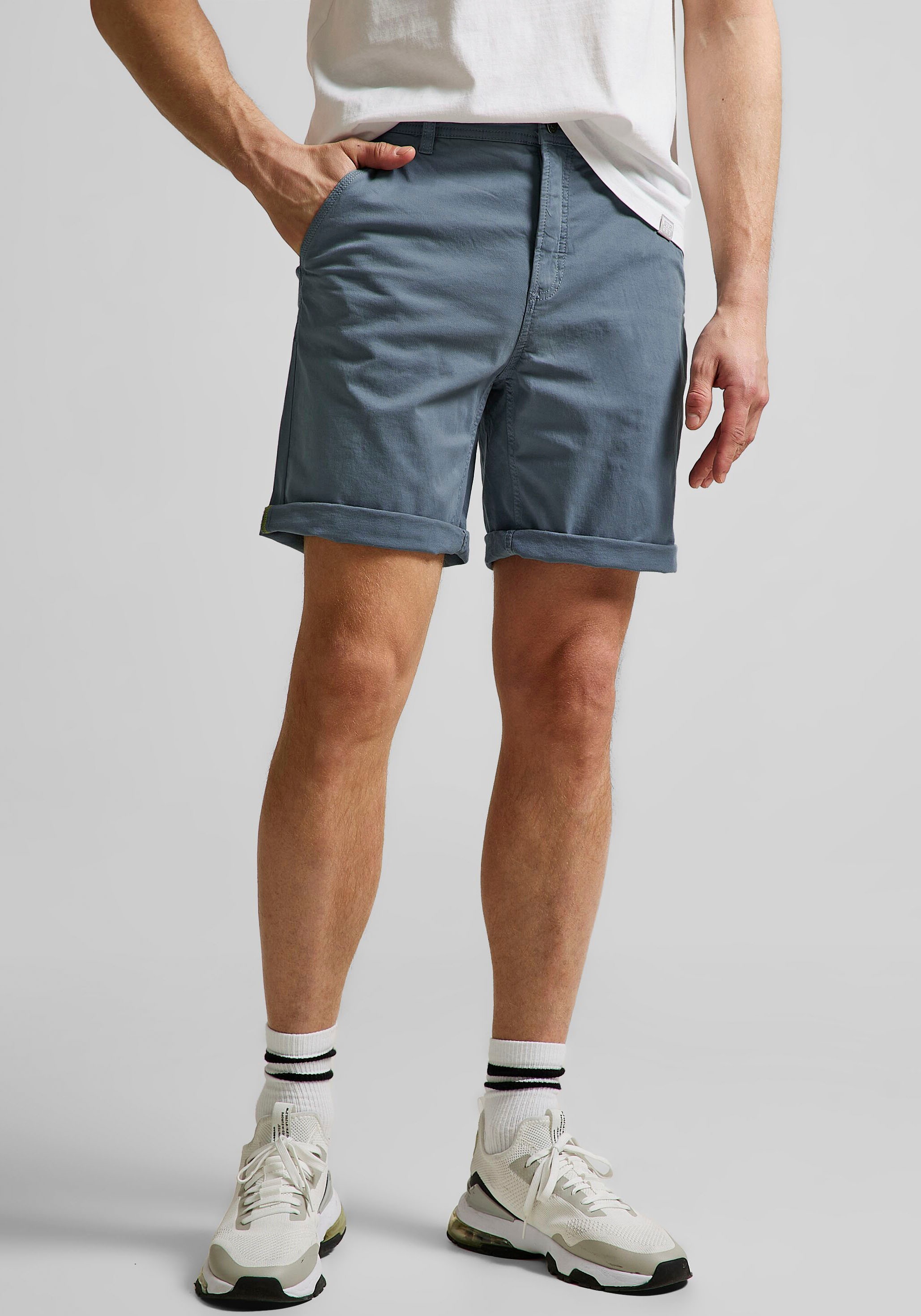 Bild von STREET ONE MEN Chinoshorts, mit leichtem Stretchanteil