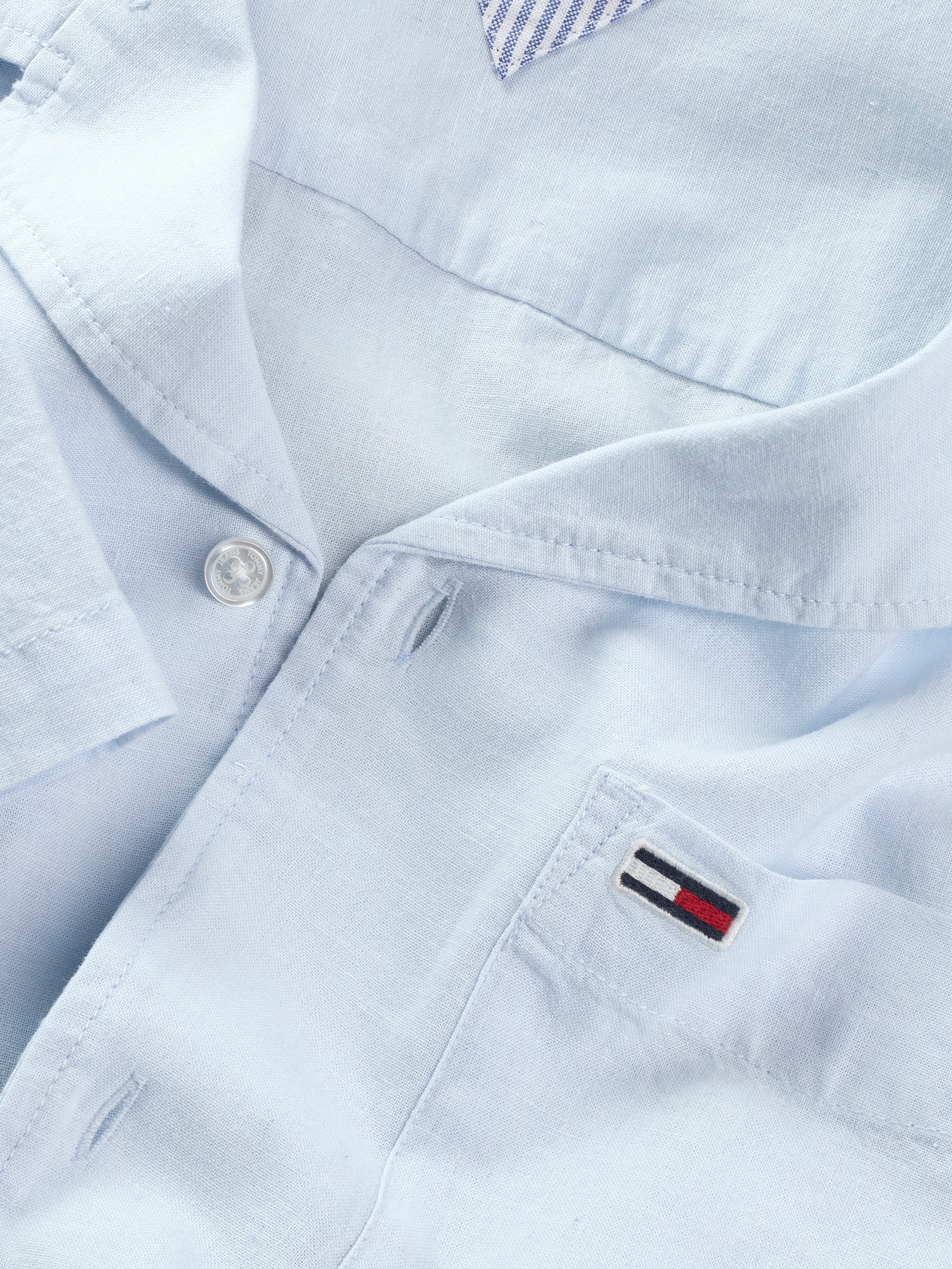 Tommy Jeans Kurzarmhemd »TJM LINEN BLEND CAMP SS EXT«, Mit V-Ausschnitt