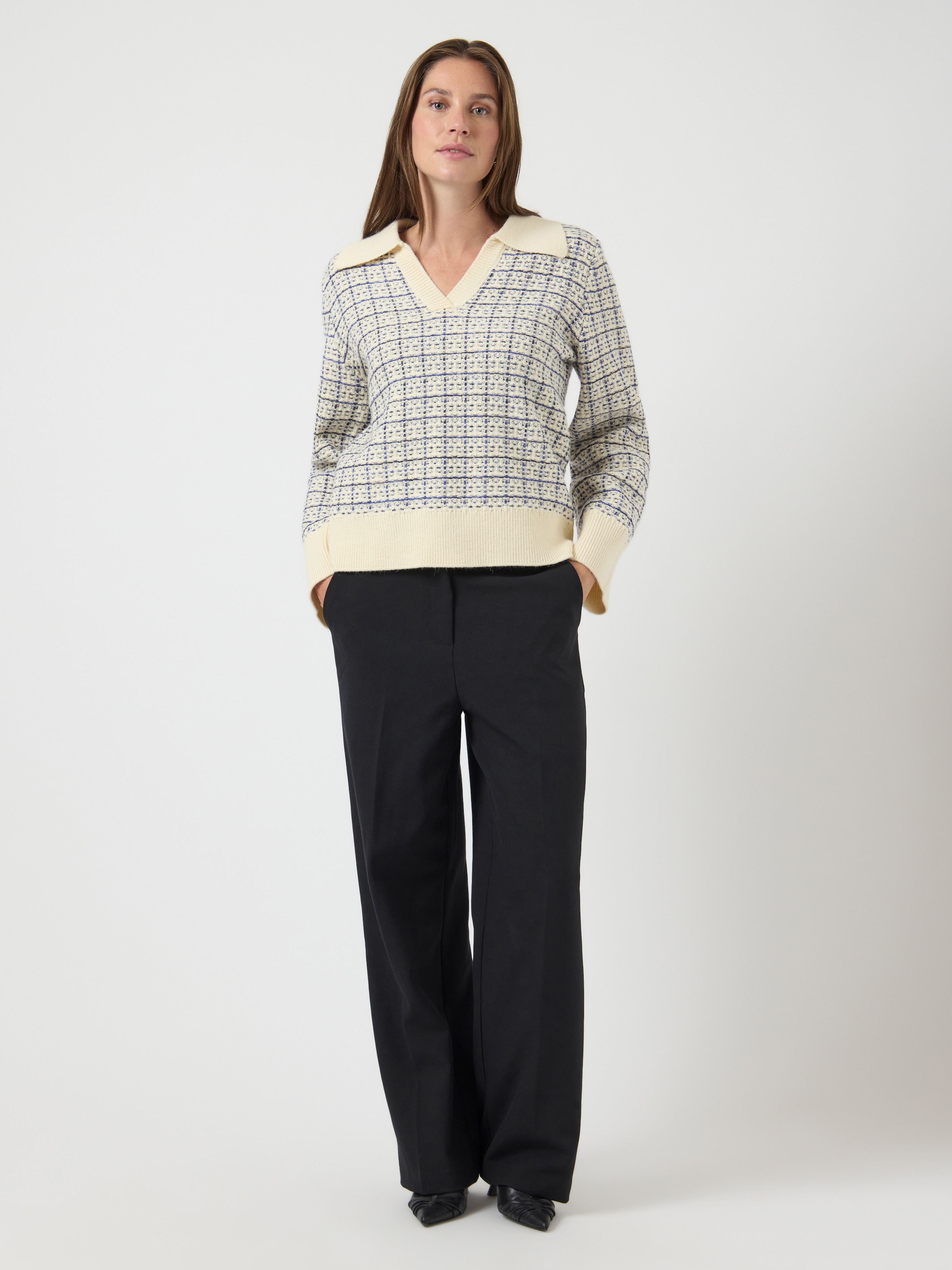 Y.A.S Strickpullover »YASLIVIA LS V-NECK KNIT PULLOVER NOOS«