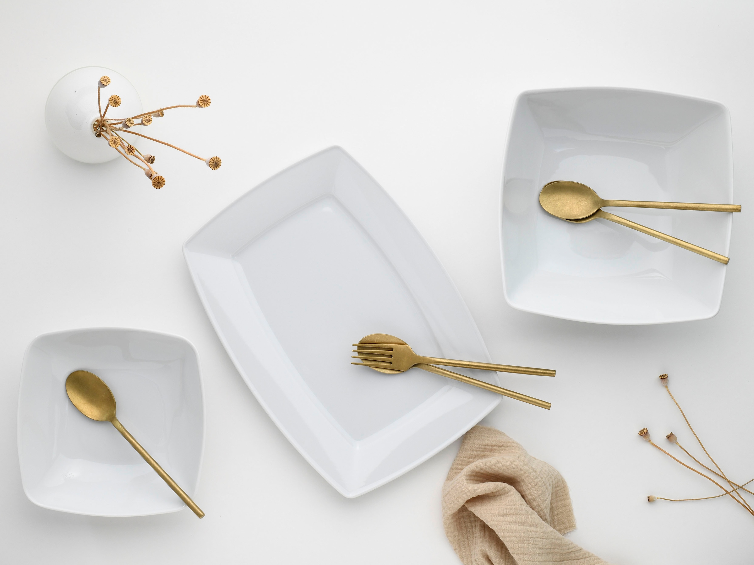 CreaTable Servier-Set »Victoria Weiss«, (Set, 3 tlg., 1 Servierplatte, 1 Mehrzweckschale, 1 Salatschale), Qualitätsporzellan, Klassisch weiß, Made in Europe