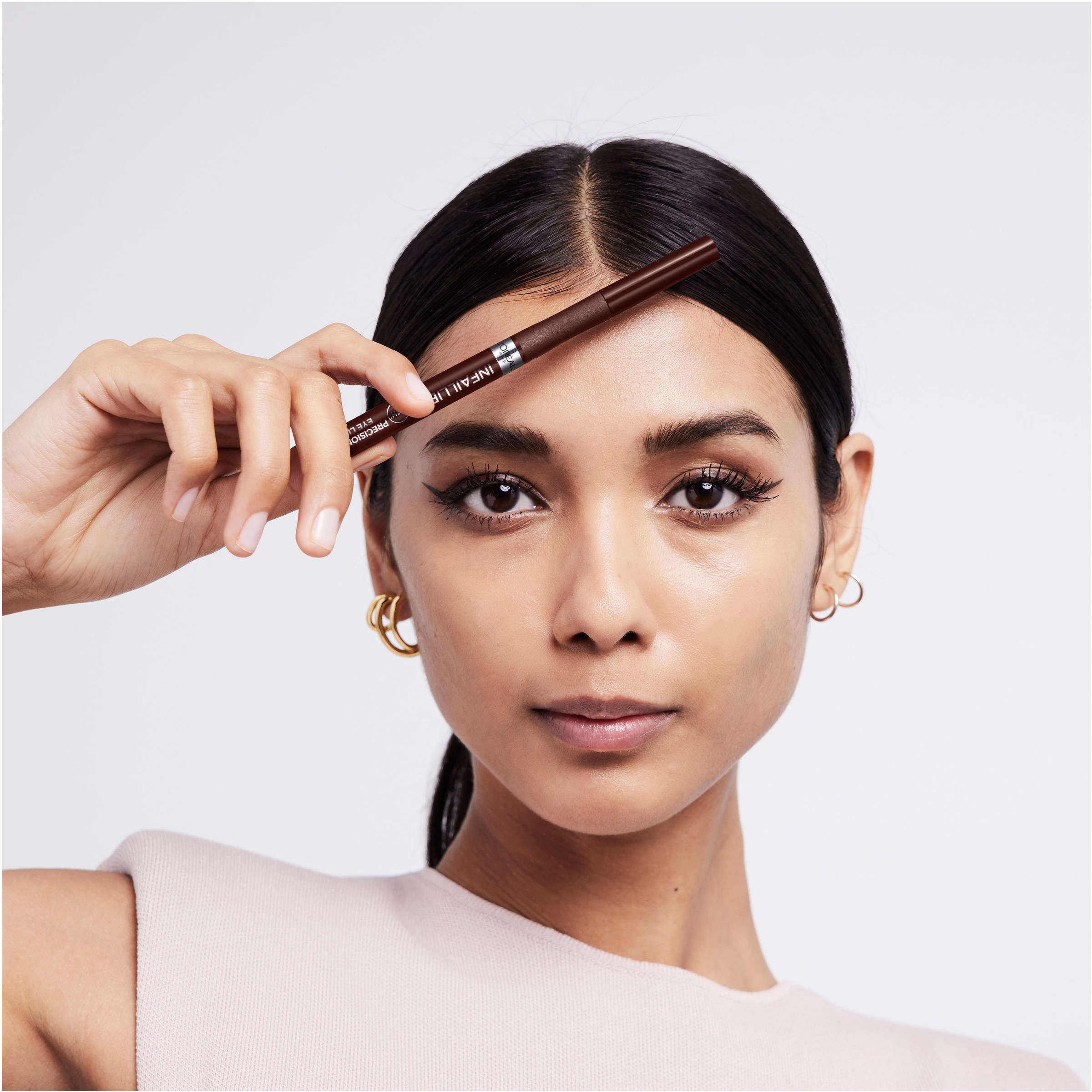L'ORÉAL PARIS Eyeliner »Infaillible Precision Felt Liner«, mit präziser Spitze
