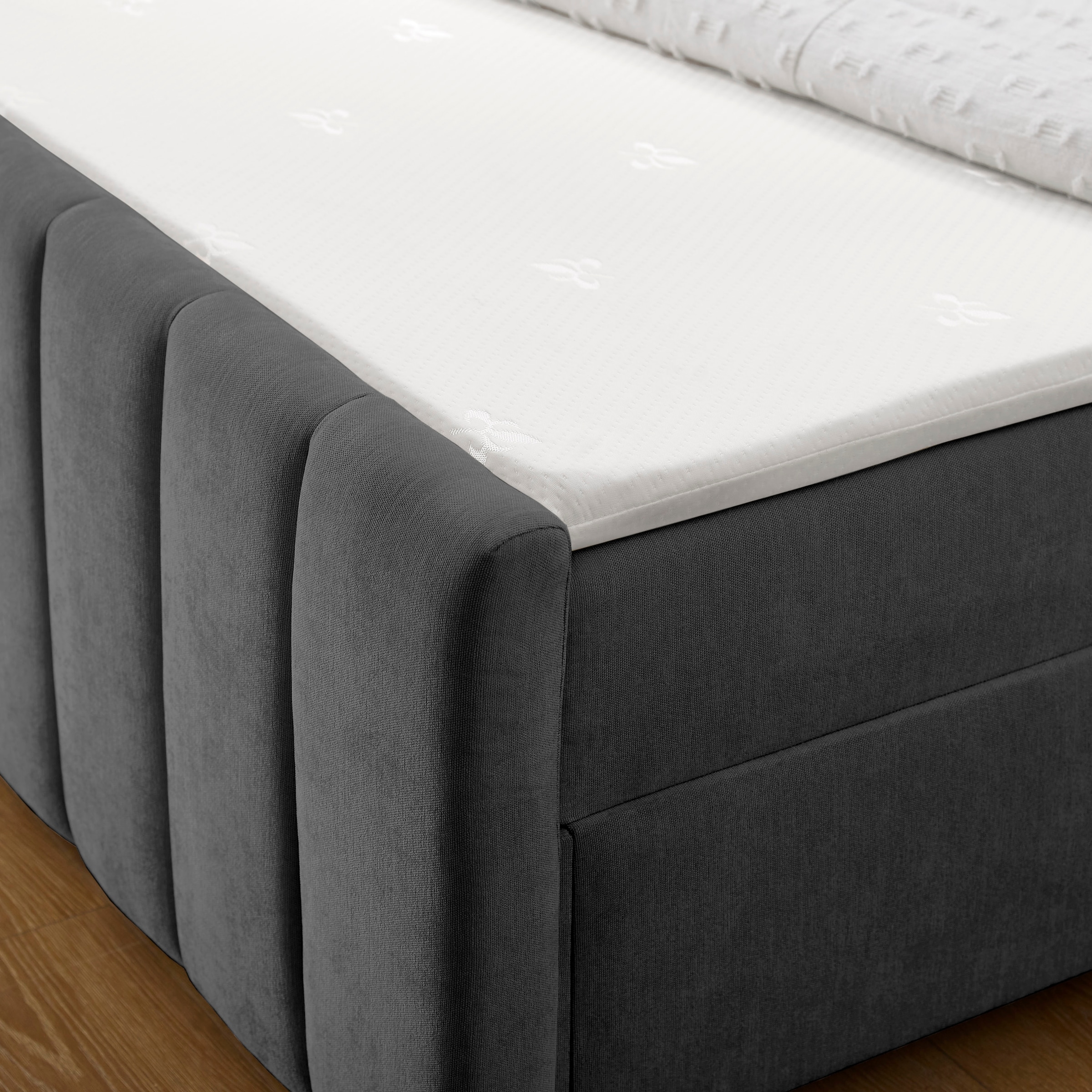 OTTO home Boxbett »Yanna inkl. Bettkasten und Topper, Liegefläche 180x200cm« erhältlich in der Größe 180x200 cm