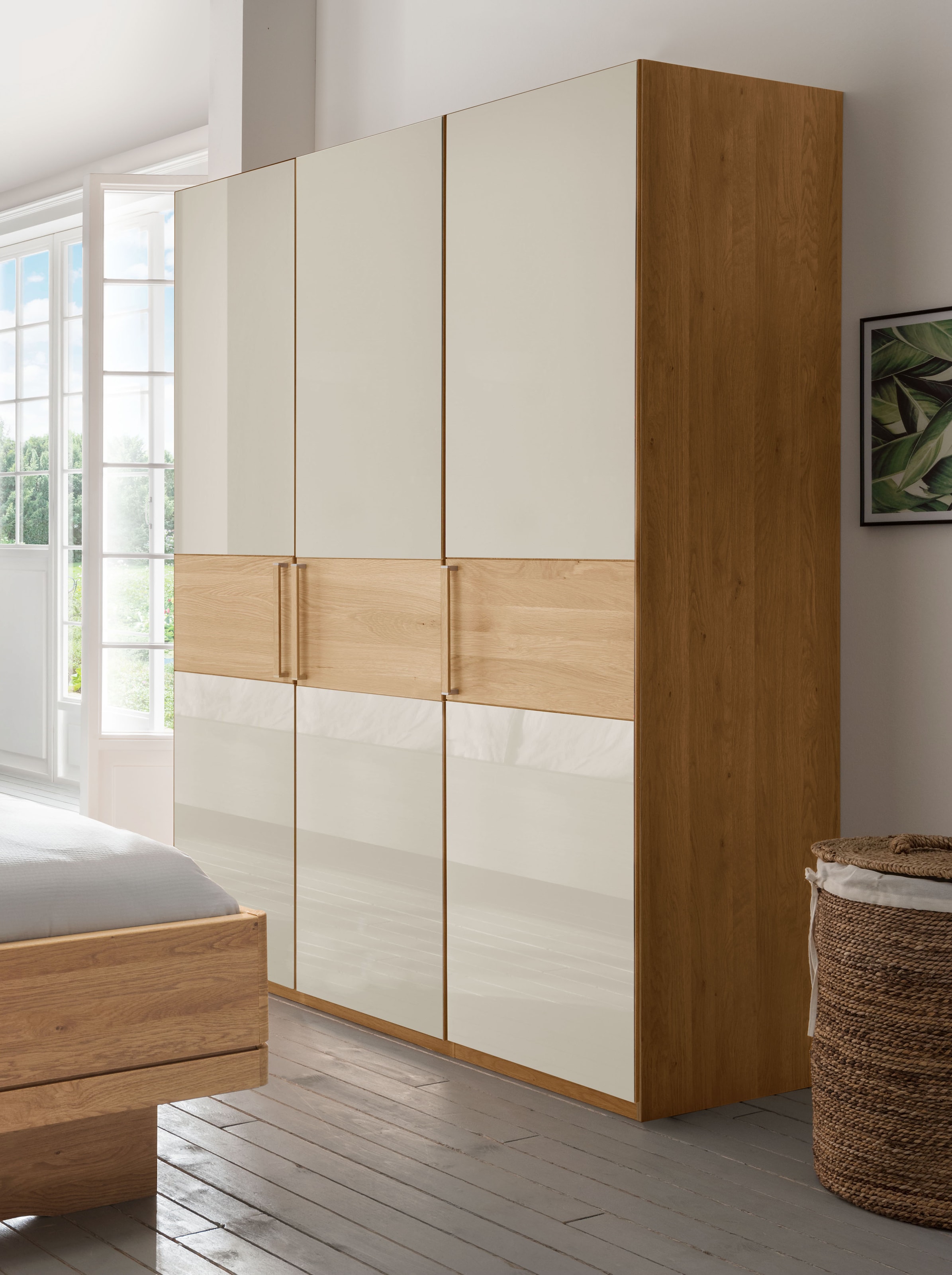 WIEMANN Kleiderschrank "Kiruna" mit Champagnerglas günstig online kaufen