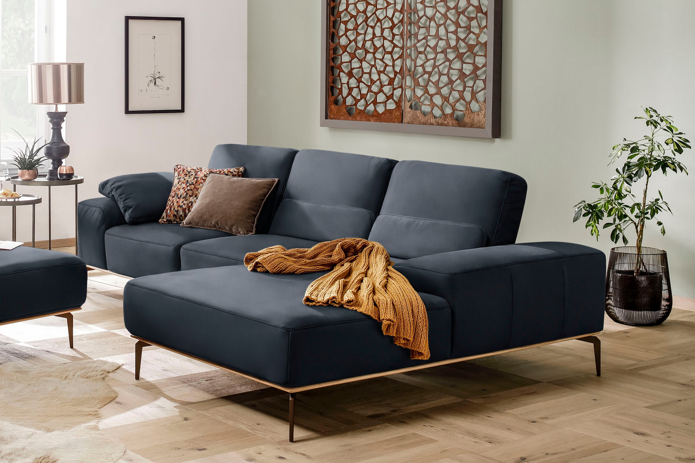 W.SCHILLIG Ecksofa »run, Designsofa mit tollem Sitzkomfort, L-Form«, mit Holzsockel, Füße in Bronze pulverbeschichtet, Breite 299 cm