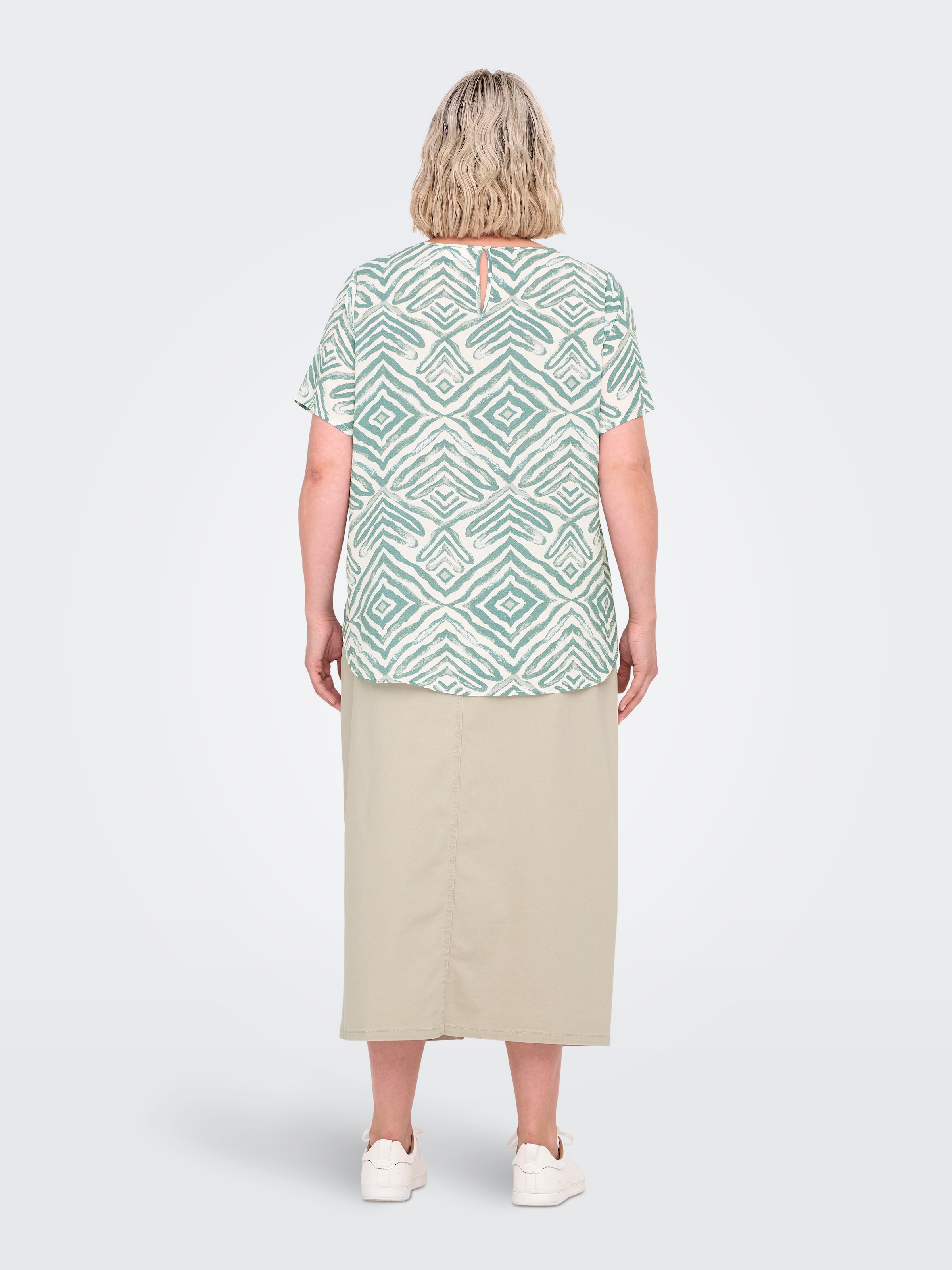 ONLY CARMAKOMA Shirtbluse »CARVICA SS TOP WVN NOOS«