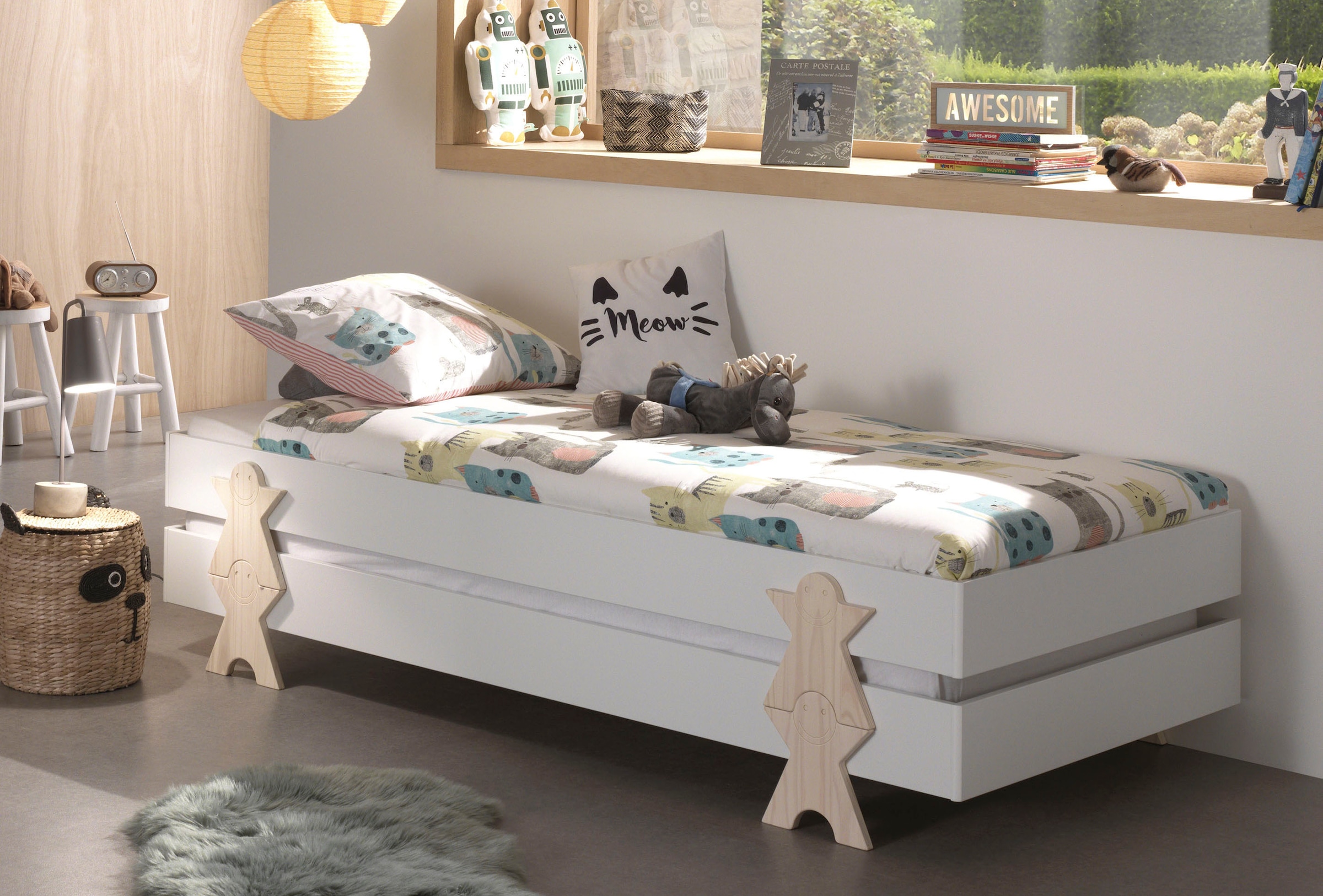 Vipack Kinderbett »Modulo«, (Made in Europe), Jugendbett, Einzelbett, Stapelbett mit Füßen in Smileoptik