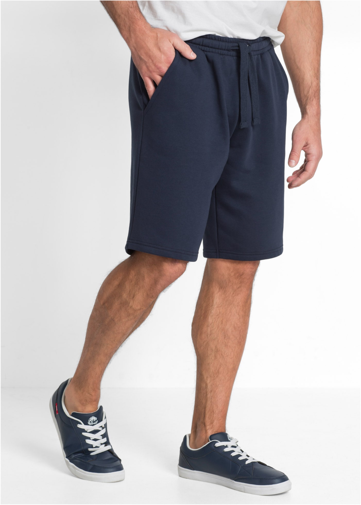 bonprix Sweatbermudas  elastischer Bund und seitlichen Einstecktaschen