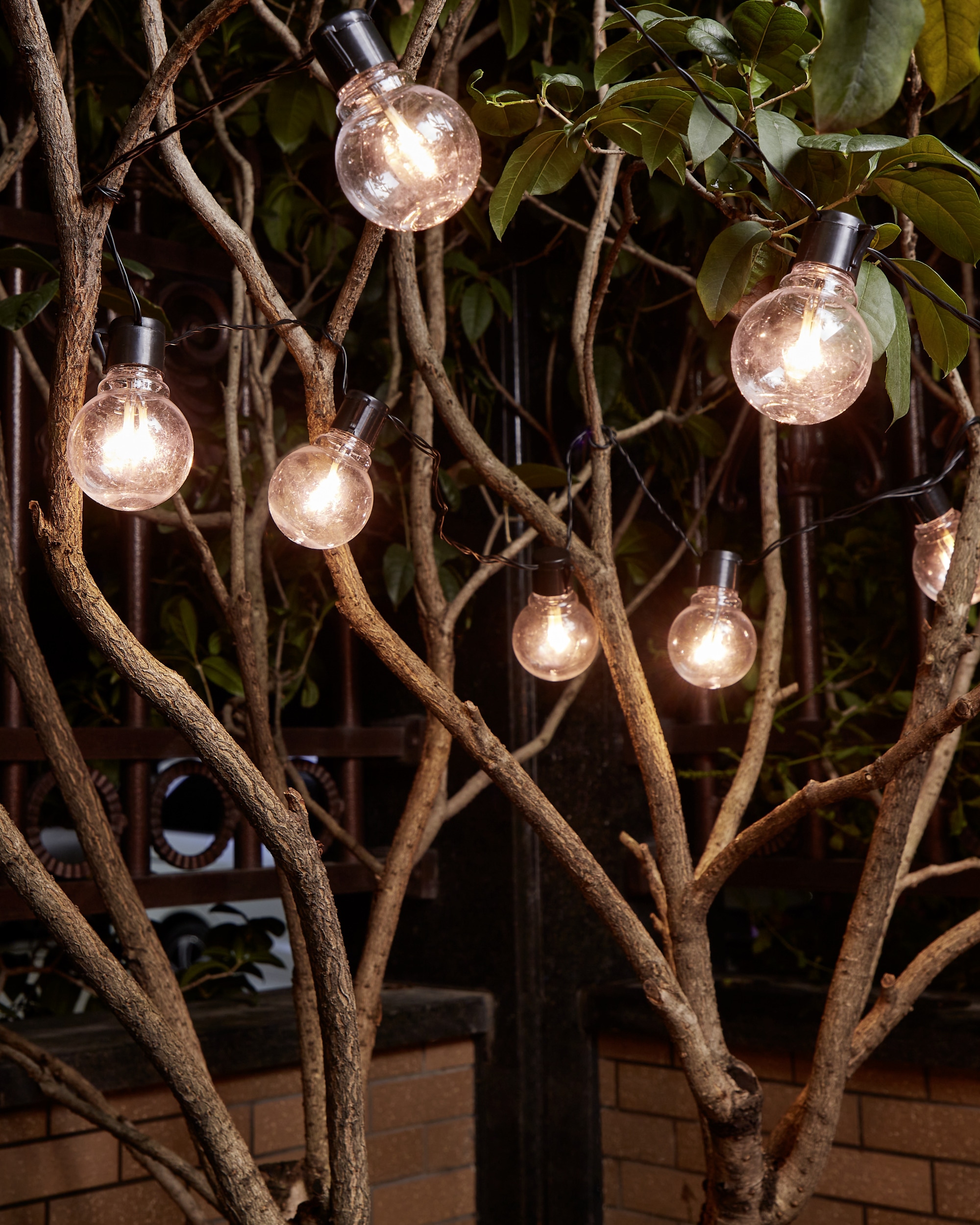 EGLO Lichterkette »LED Lichterkette Partaj, Balkon Deko, IP44, mit Glühbirnen« 16 Stk.-flammig aus Kunststoff, 4,5m Kabel, 16 Birnen