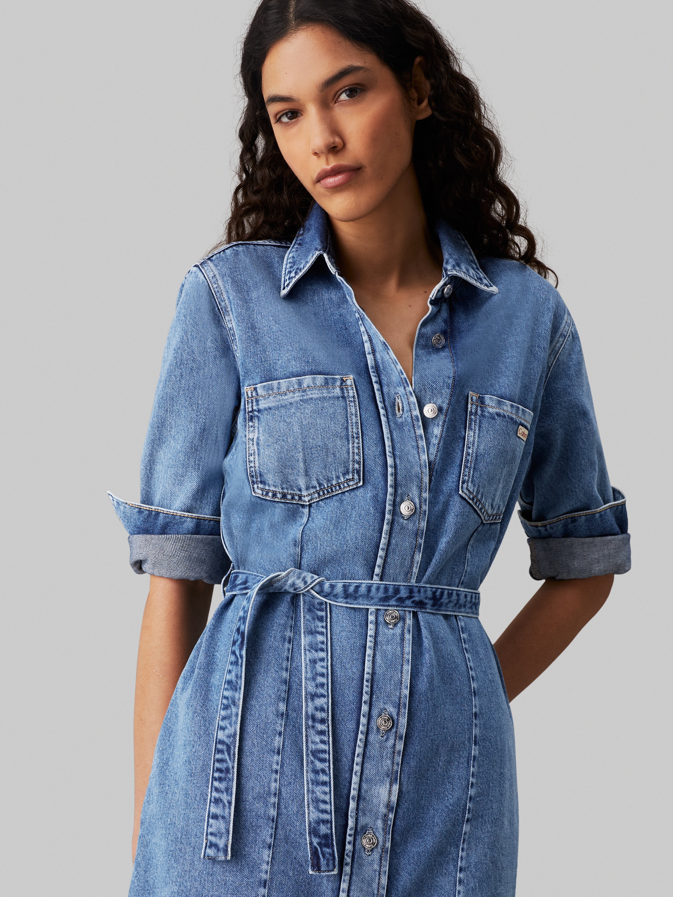 Calvin Klein Jeans Jeanskleid »BELTED SHIRT DRESS«, mit Logopatch