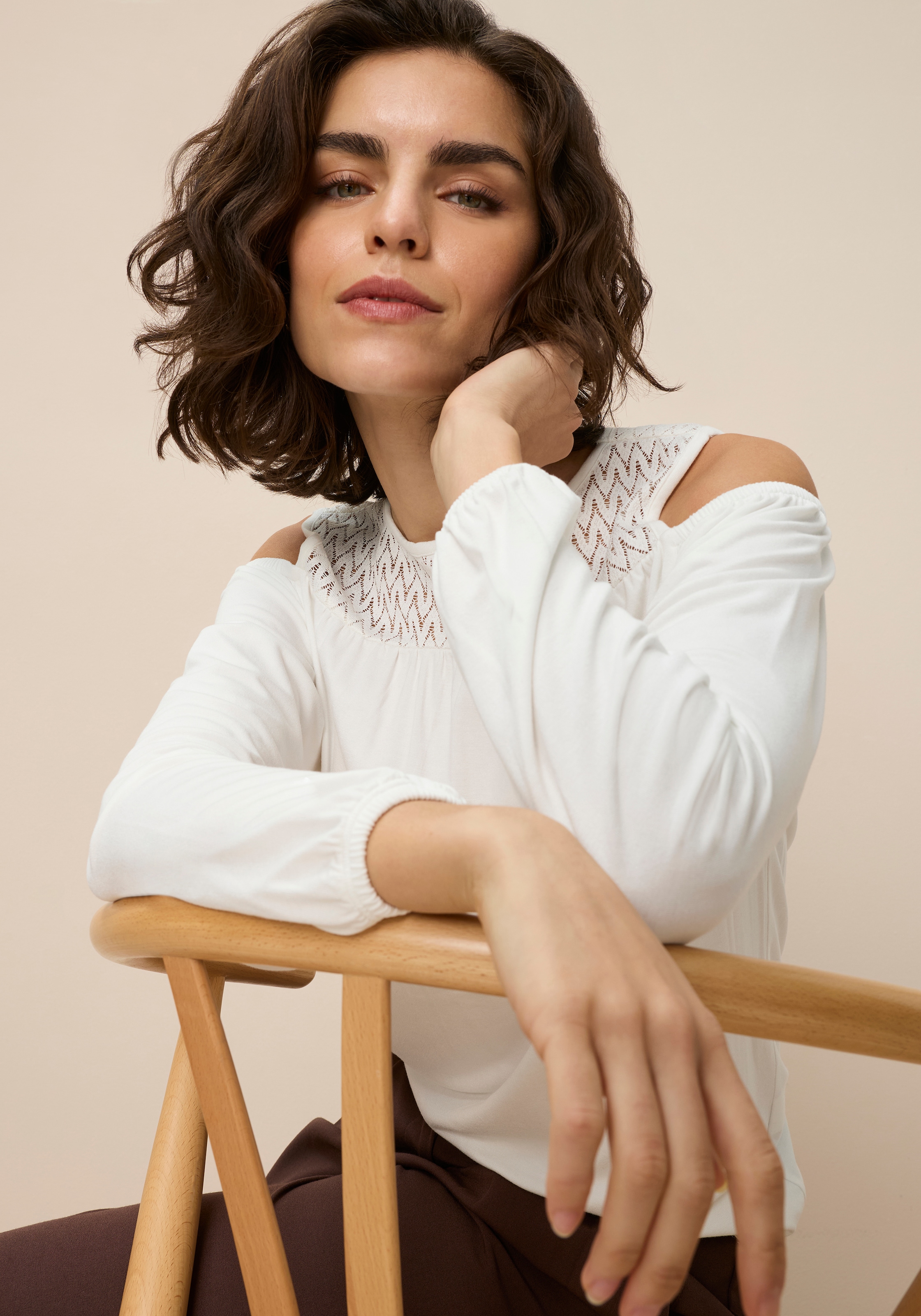 Laura Scott Langarmshirt lässig geschnitten, Langarm, femininer Stil