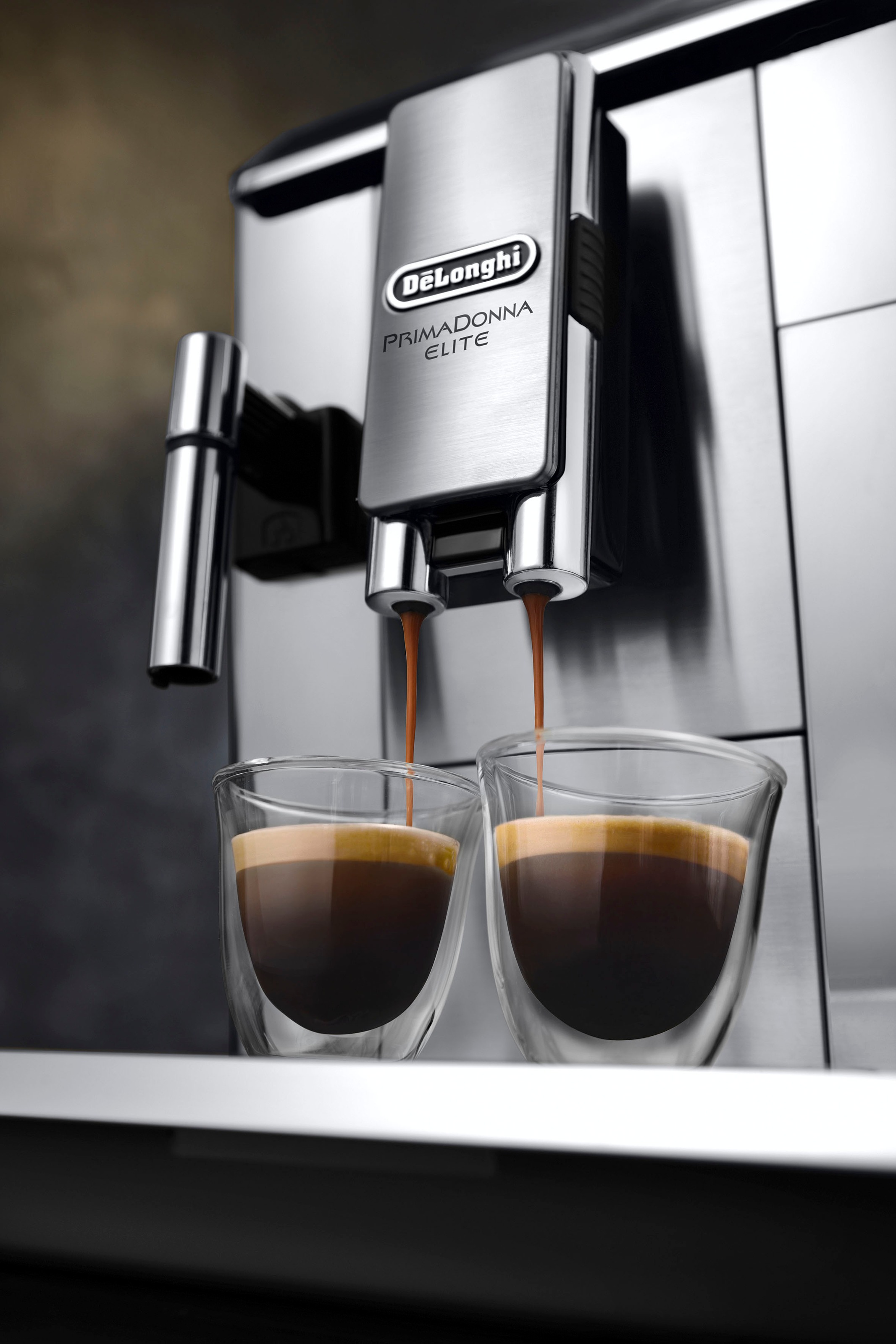 De'Longhi PrimaDonna Elite - La cafetera inteligente que vas a controlar  con una App en tu smartphone - Capuchinox - Opinión…