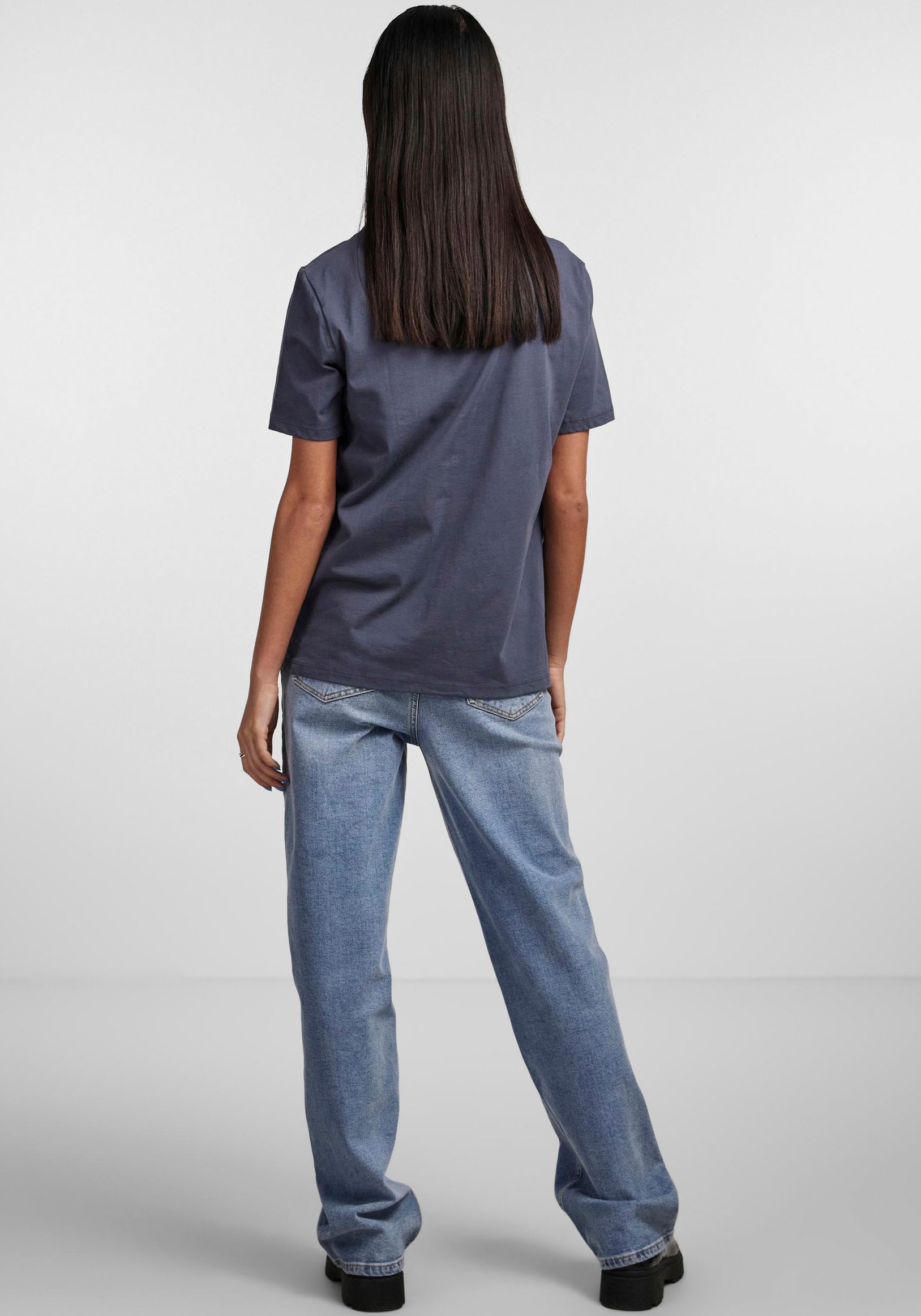 pieces Rundhalsshirt »PCRIA SS SOLID TEE NOOS BC«
