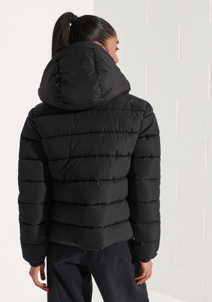 Superdry Steppjacke »HOODED SPIRIT SPORTS PUFFER«, mit Kapuze, aus wasserabweisendem Material