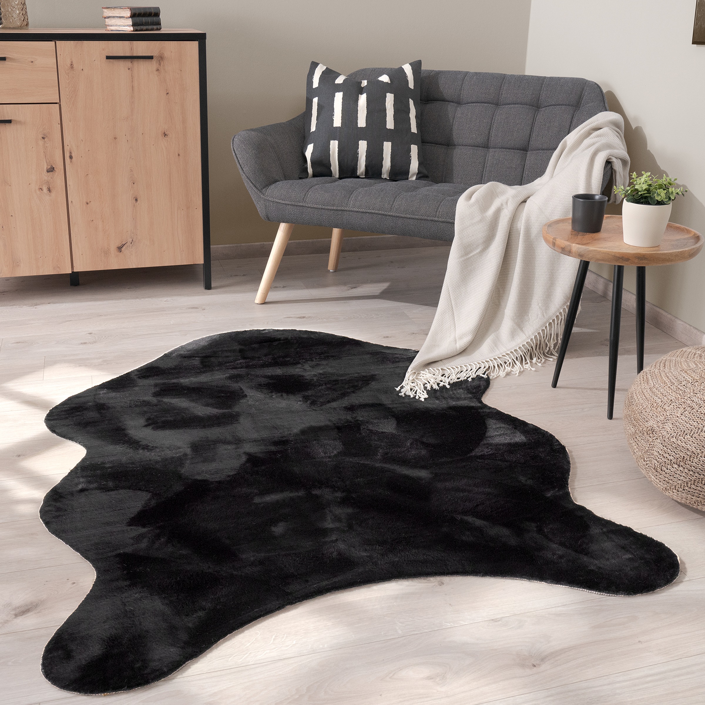 Paco Home Fellteppich »Pelt 640«, fellförmig, 16 mm Höhe, Kunstfell, Uni Fa günstig online kaufen