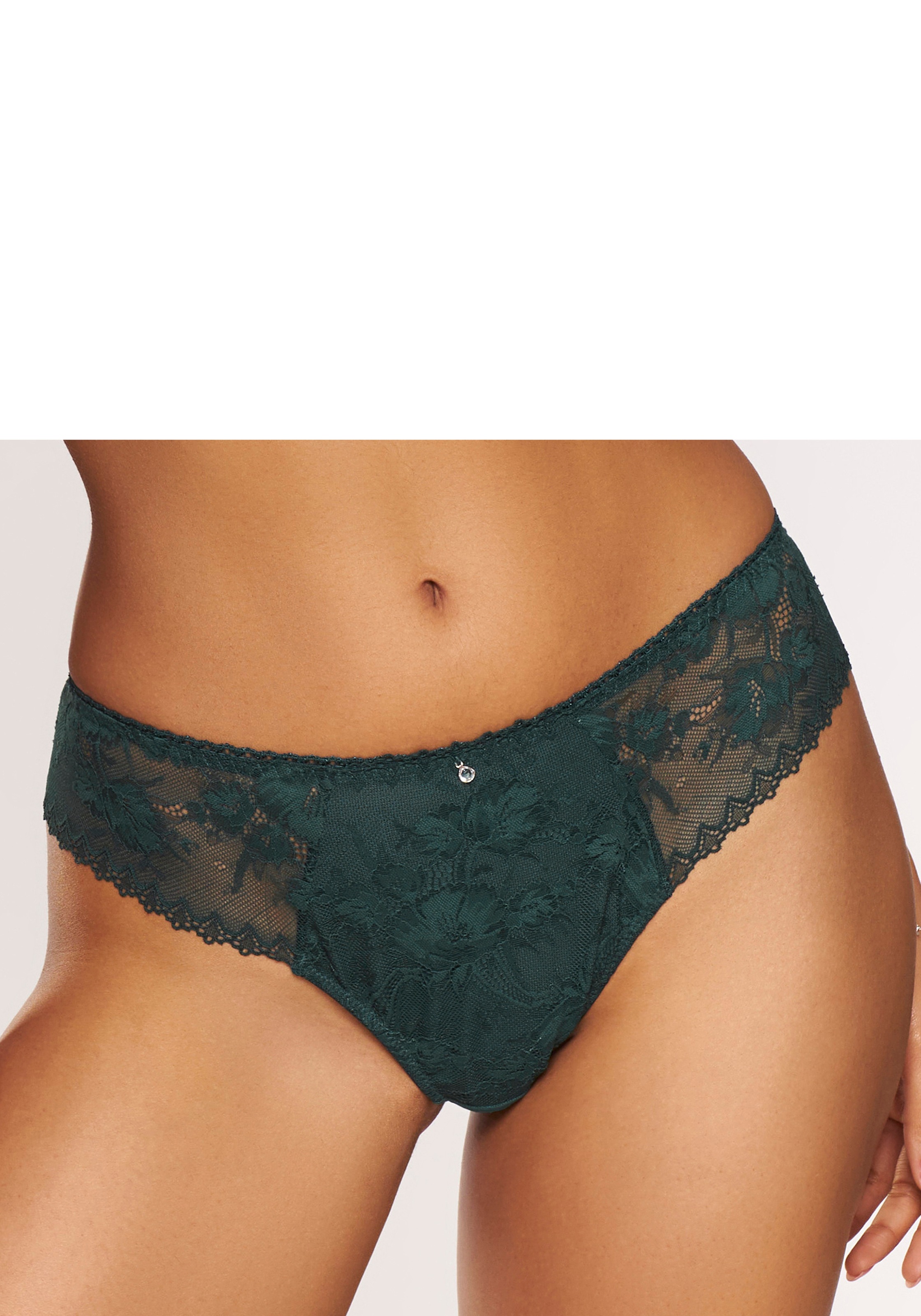 LASCANA String, rundherum aus floraler, dezent transparenter Spitze