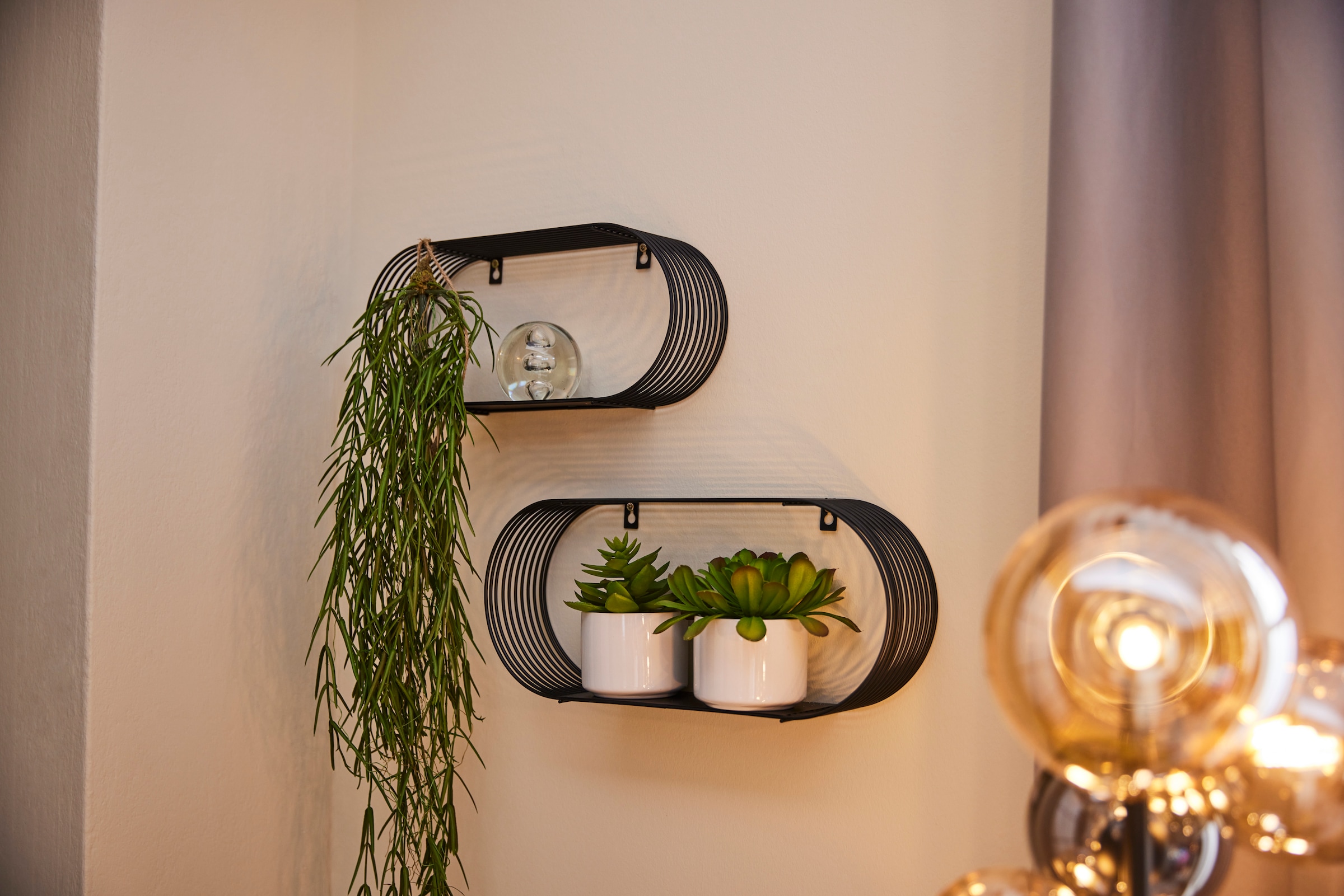 MIRRORS AND MORE Wandregal »Joyce«, (Set, 2 St.), Mit Metallstreben, Wandmontage