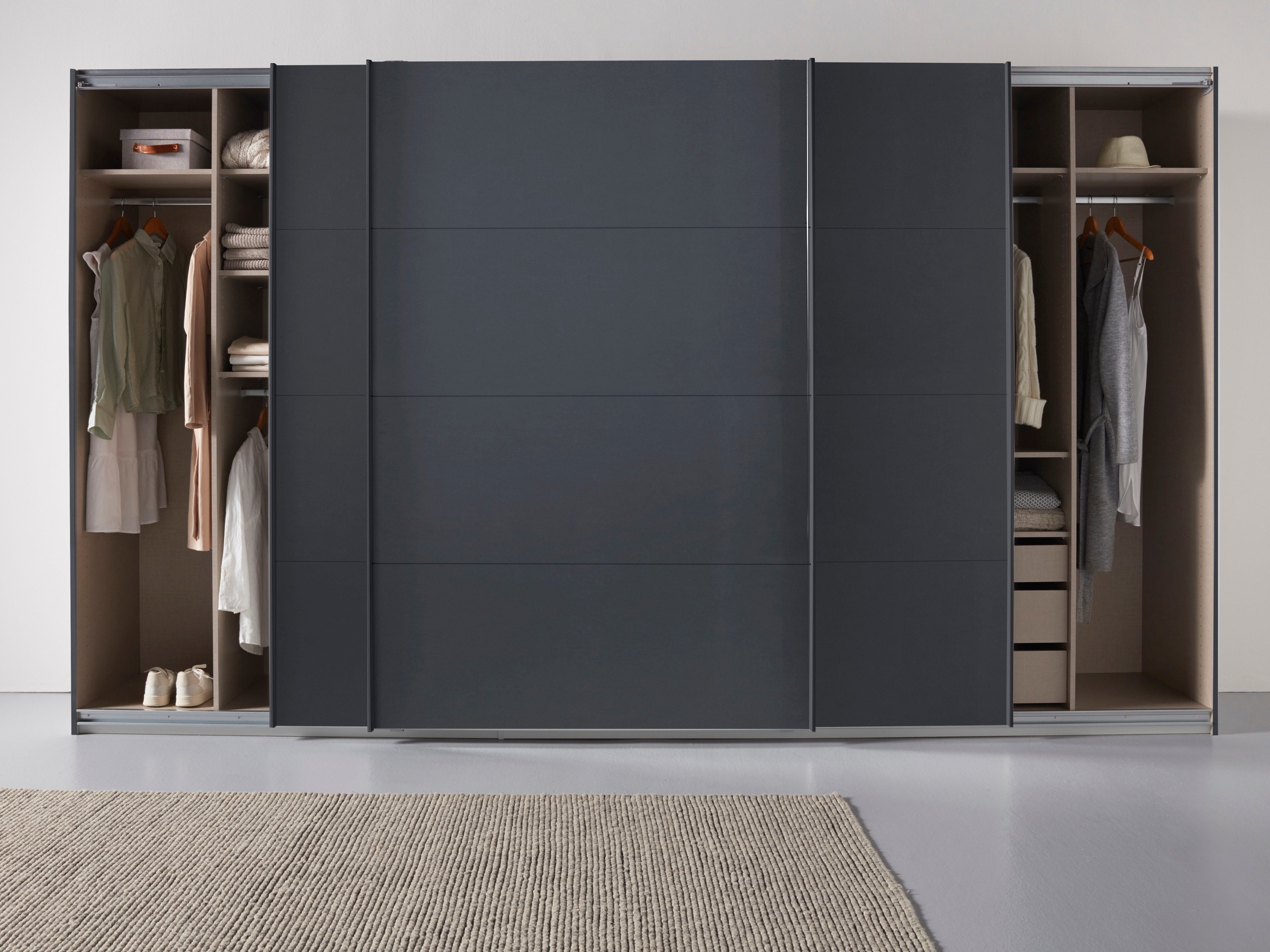 rauch Schwebetürenschrank »Kleiderschrank Schrank Garderobe TOPSELLER OTELI inkl. Inneneinteilung«, mit 3 Innenschubladen sowie zusätzlichen Einlegeböden MADE IN GERMANY