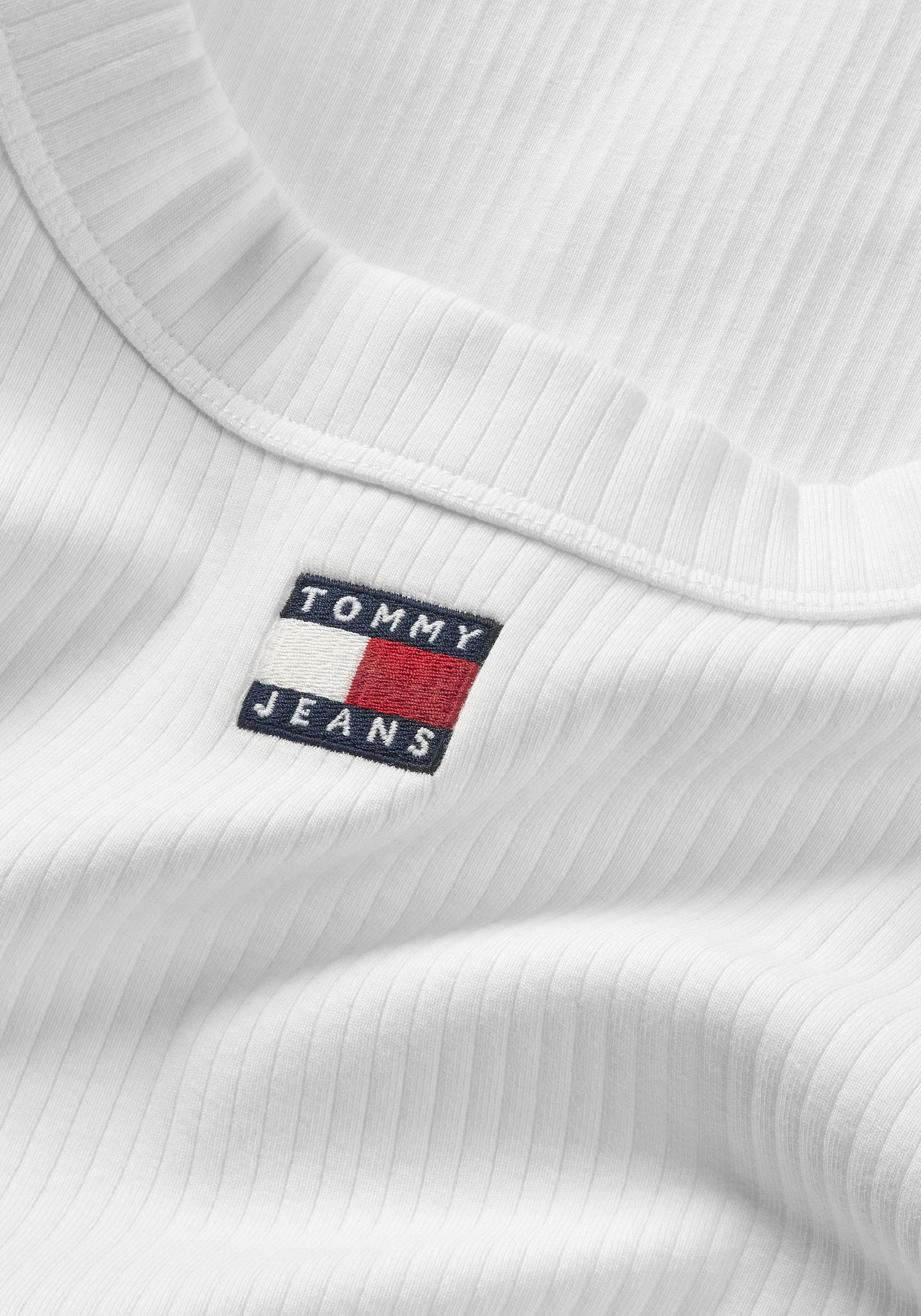Tommy Jeans BADGE »TJW SLIM LS«, kaufen mit RIB Logostickerei TEE Langarmshirt