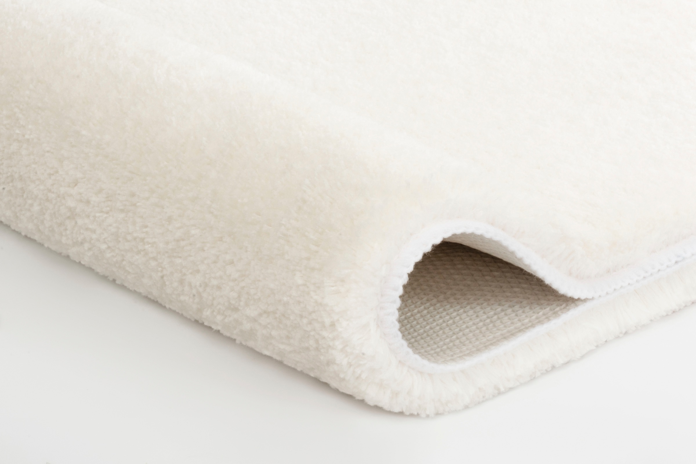 Kleine Wolke Badematte »Meadow«, rutschhemmend beschichtet, fußbodenheizungsgeeignet, Badteppich, Uni Farben