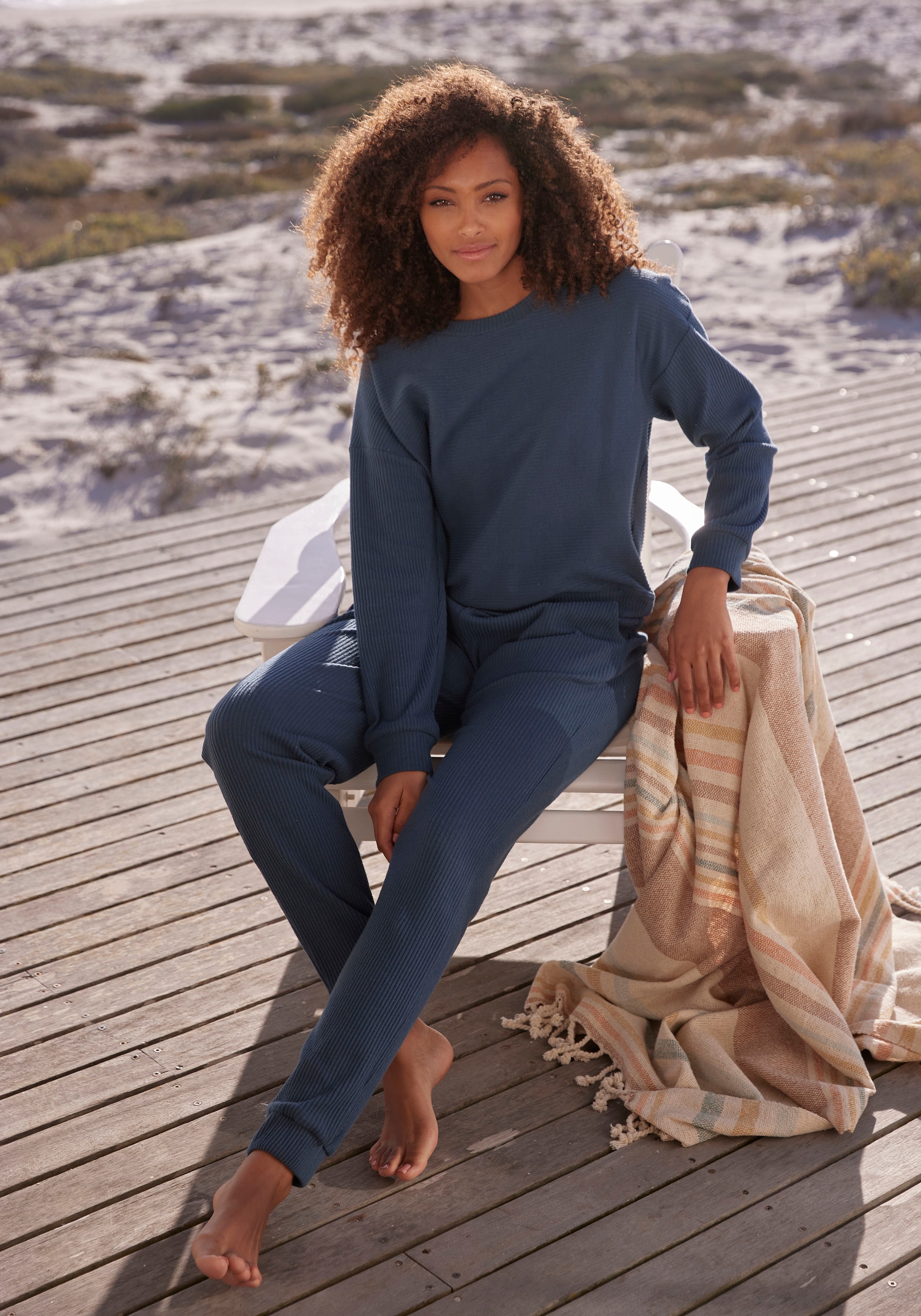 s.Oliver Relaxhose, Sweathose aus Ripp-Qualität mit Einrifftaschen, Loungewear