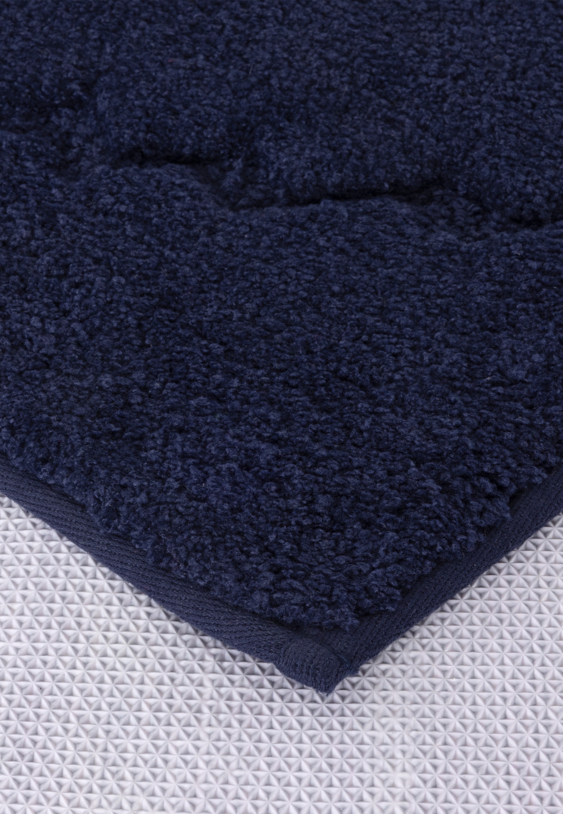 Lacoste Badematte »»LHERITAGE«« Höhe 20 mm schnell trocknend hochwertige Badematte in Größe 50x80 cm