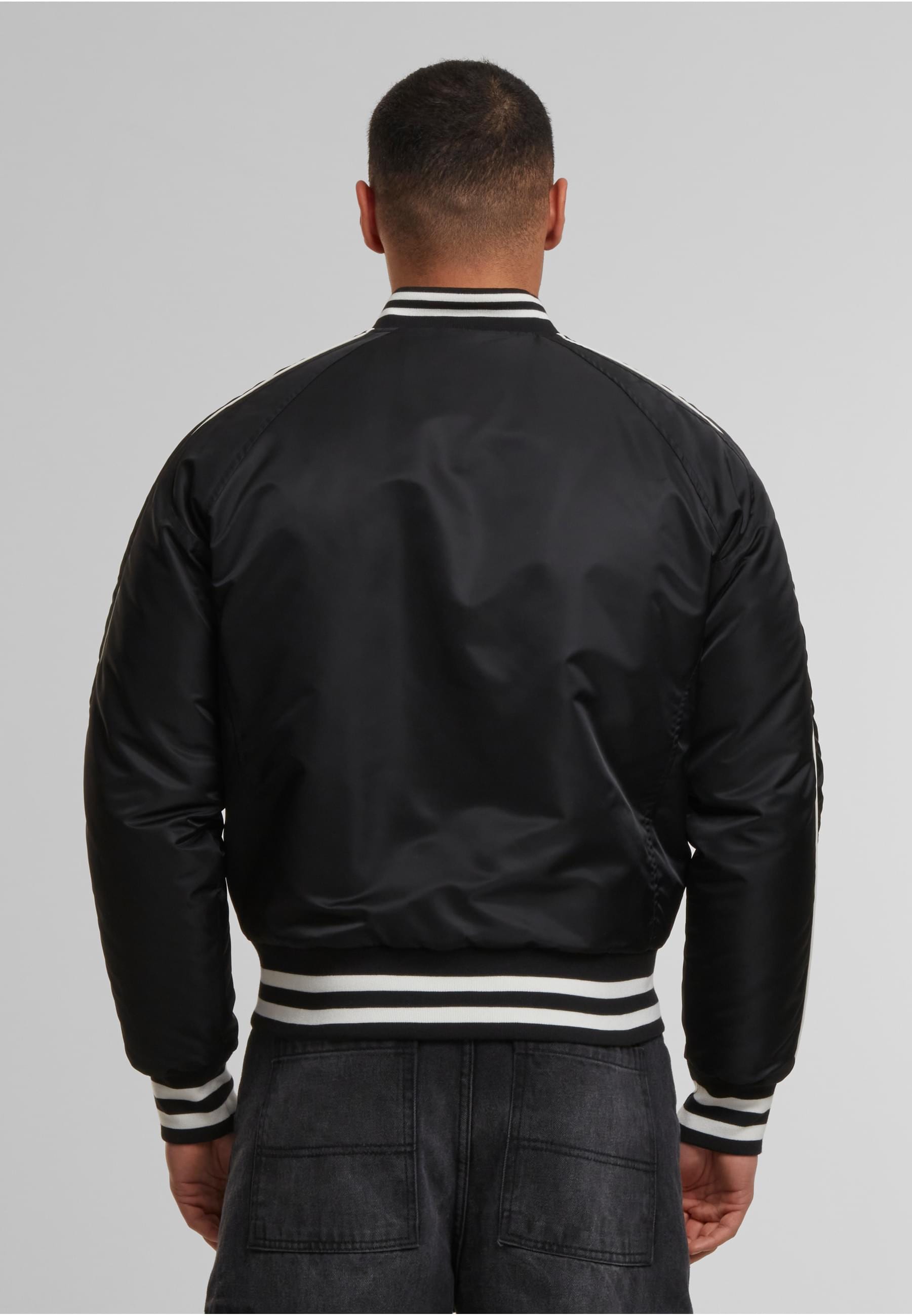 URBAN CLASSICS Bomberjacke »Urban Classics Racer Bomber Jacket« 1 Stk. tlg. ohne Kapuze