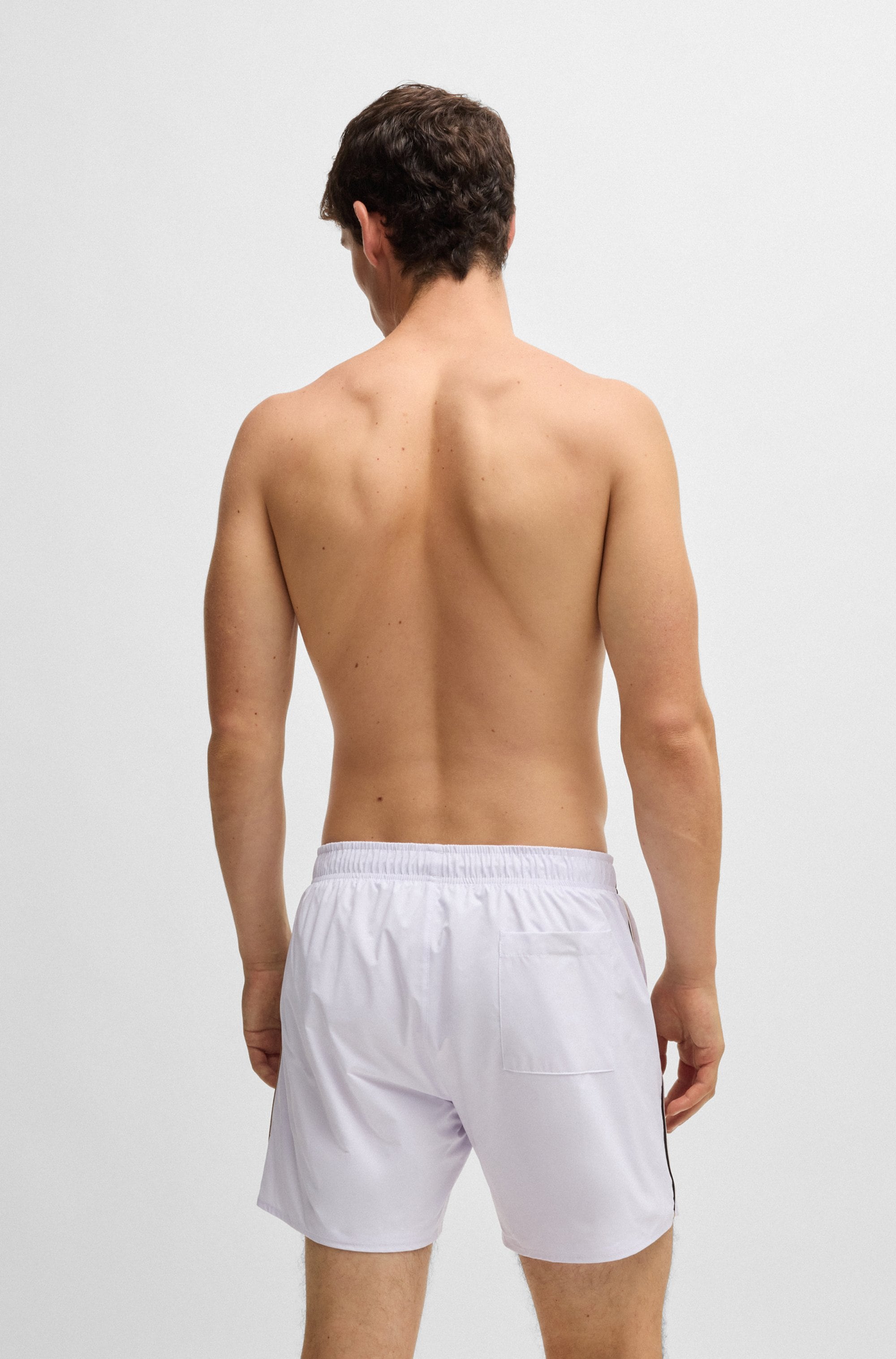 BOSS Badeshorts »Iconic«, mit Gesäßtasche