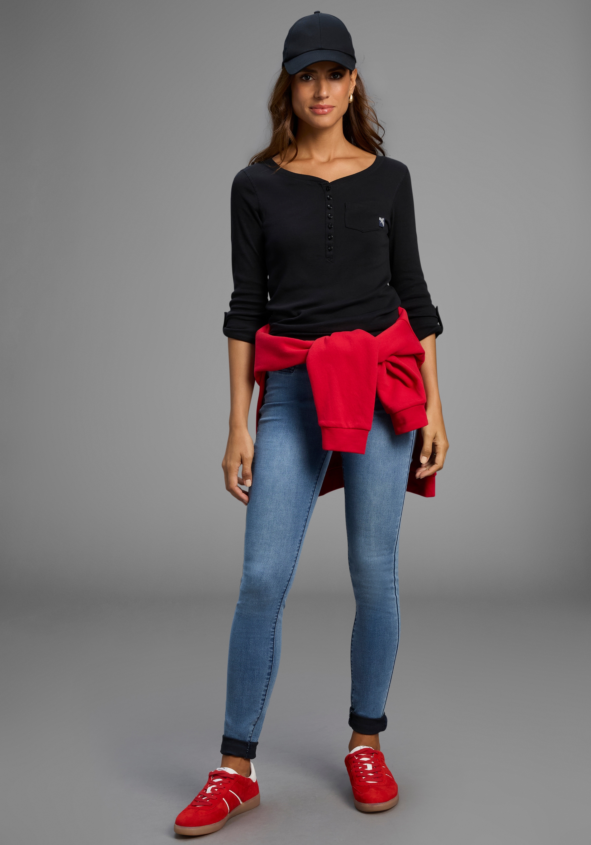 Arizona Langarmshirt sehr figurbetonter Schnitt,  unifarben,  Rundhalsausschnitt