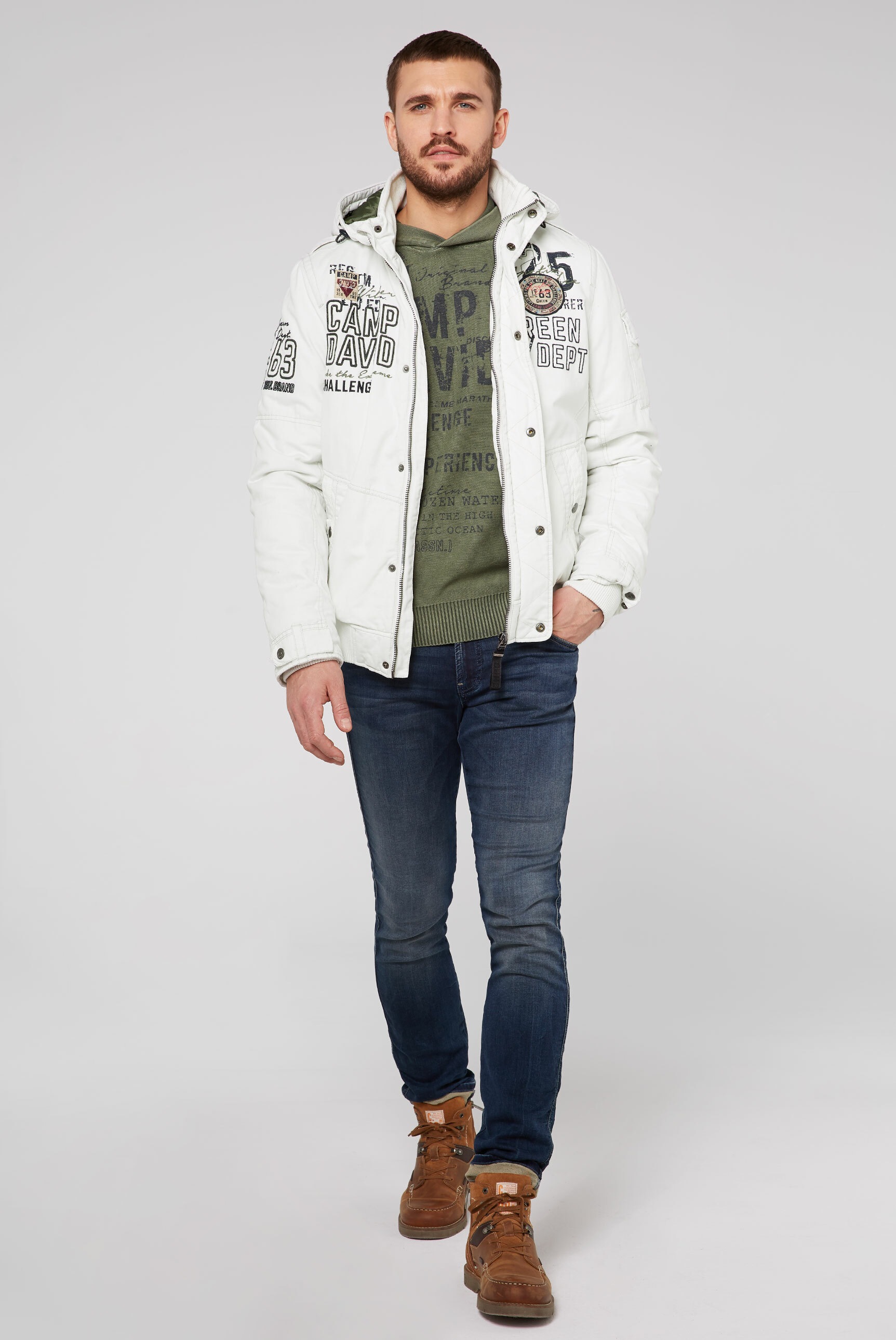 CAMP DAVID Winterjacke, mit Kapuze, mit verstellbaren Druckknopfriegeln am Saum