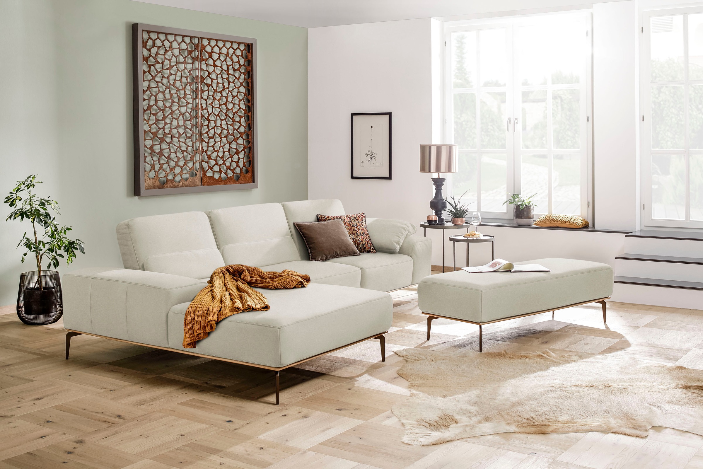 W.SCHILLIG Ecksofa »run, Designsofa mit tollem Sitzkomfort, bequem, L-Form«, mit Holzsockel, Füße in Bronze pulverbeschichtet, Breite 319 cm