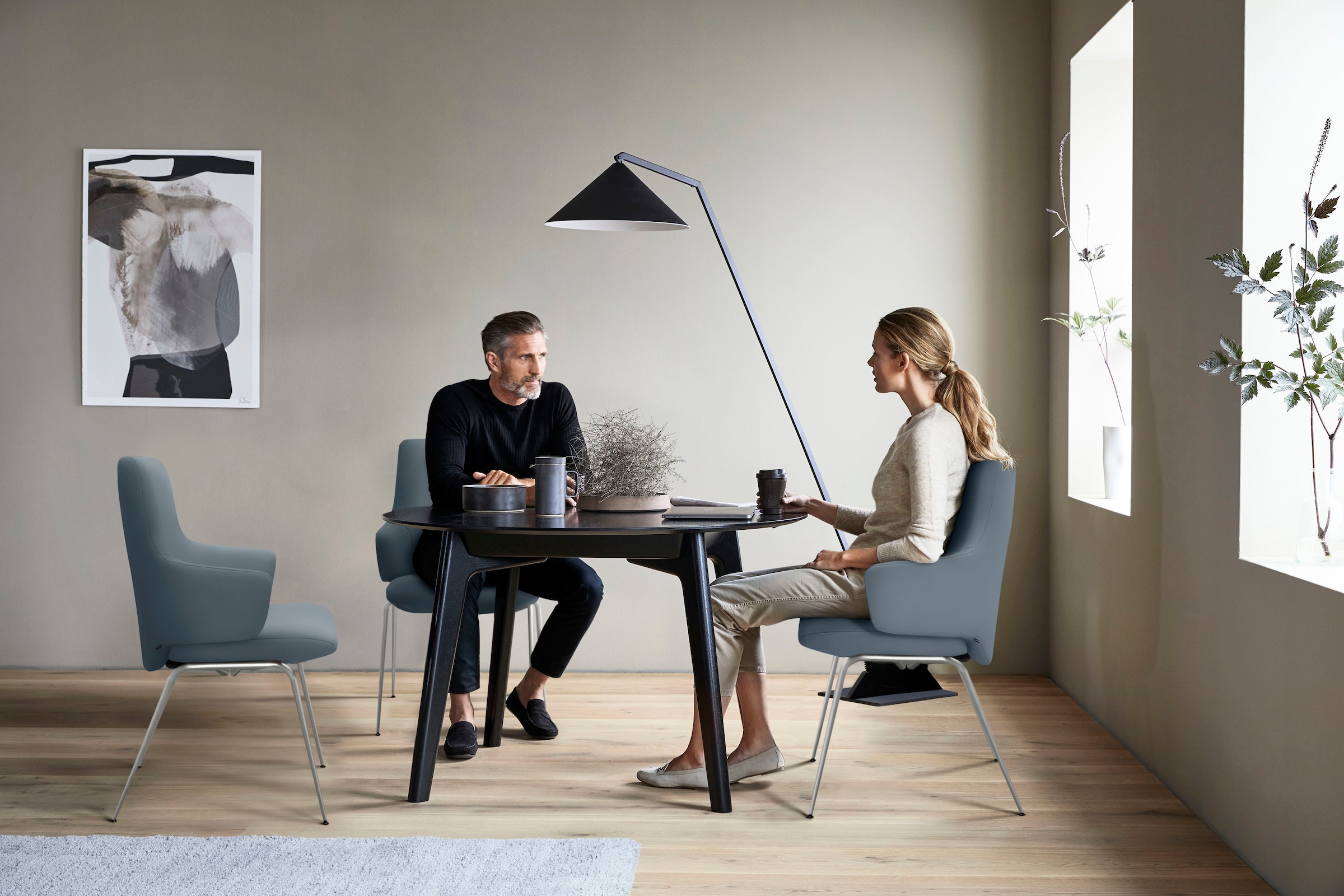 Stressless® Polsterstuhl »Laurel«, Leder PALOMA, Low Back mit Armlehne, Größe L, mit Beinen aus Stahl in Schwarz matt