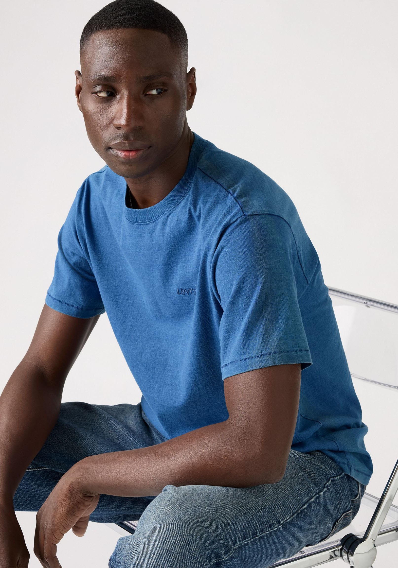 Levi's® Rundhalsshirt »LE RED TAB VINTAGE TEE«, im klassischen Levi's® Design